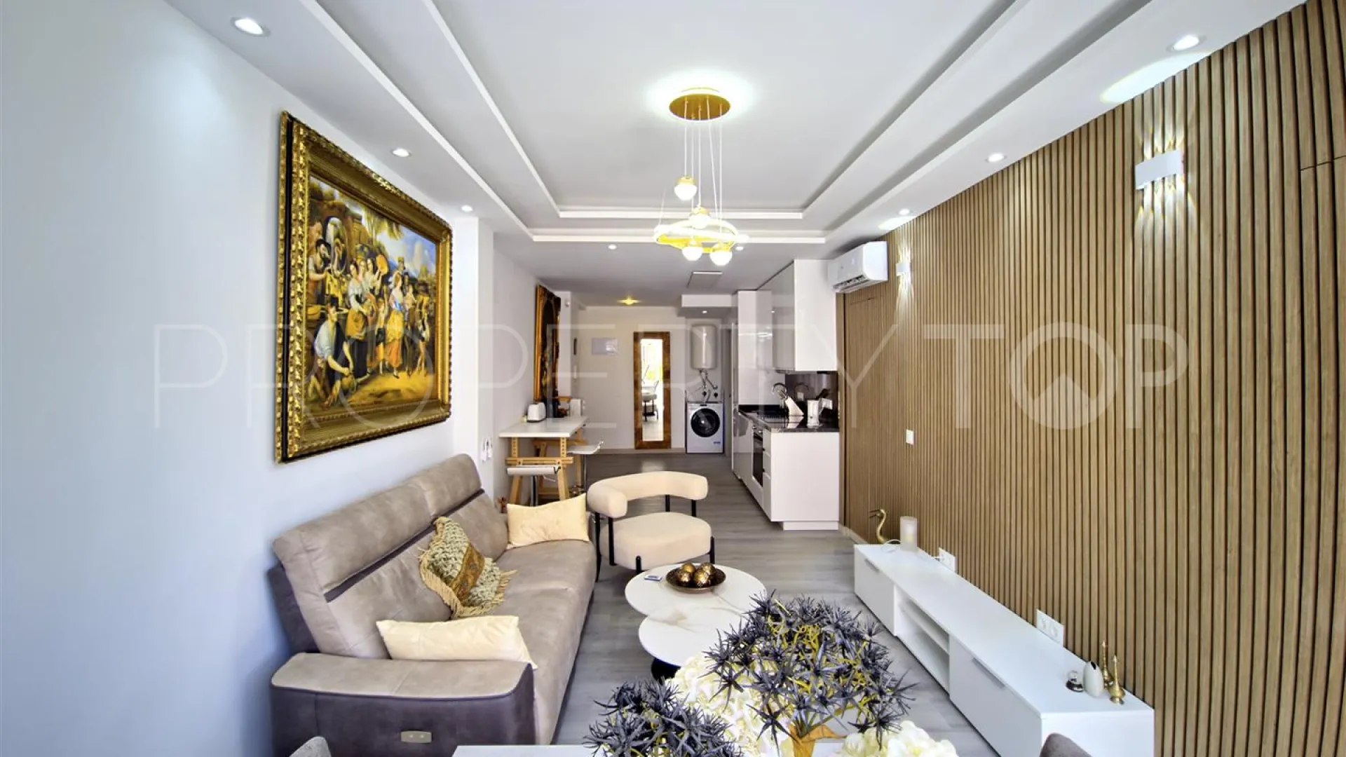 Buy Marbella Centro apartment with 2 bedrooms