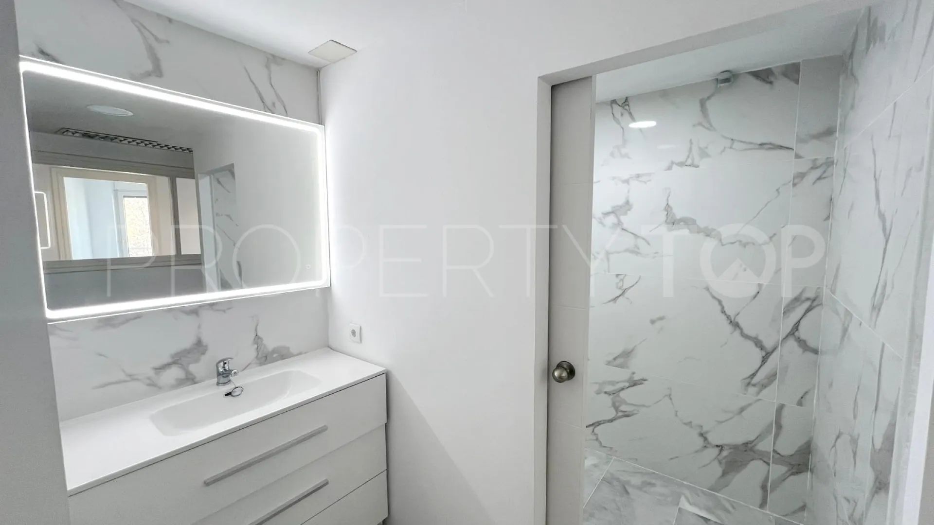 Apartment for sale in Residencial Palacio de Congresos