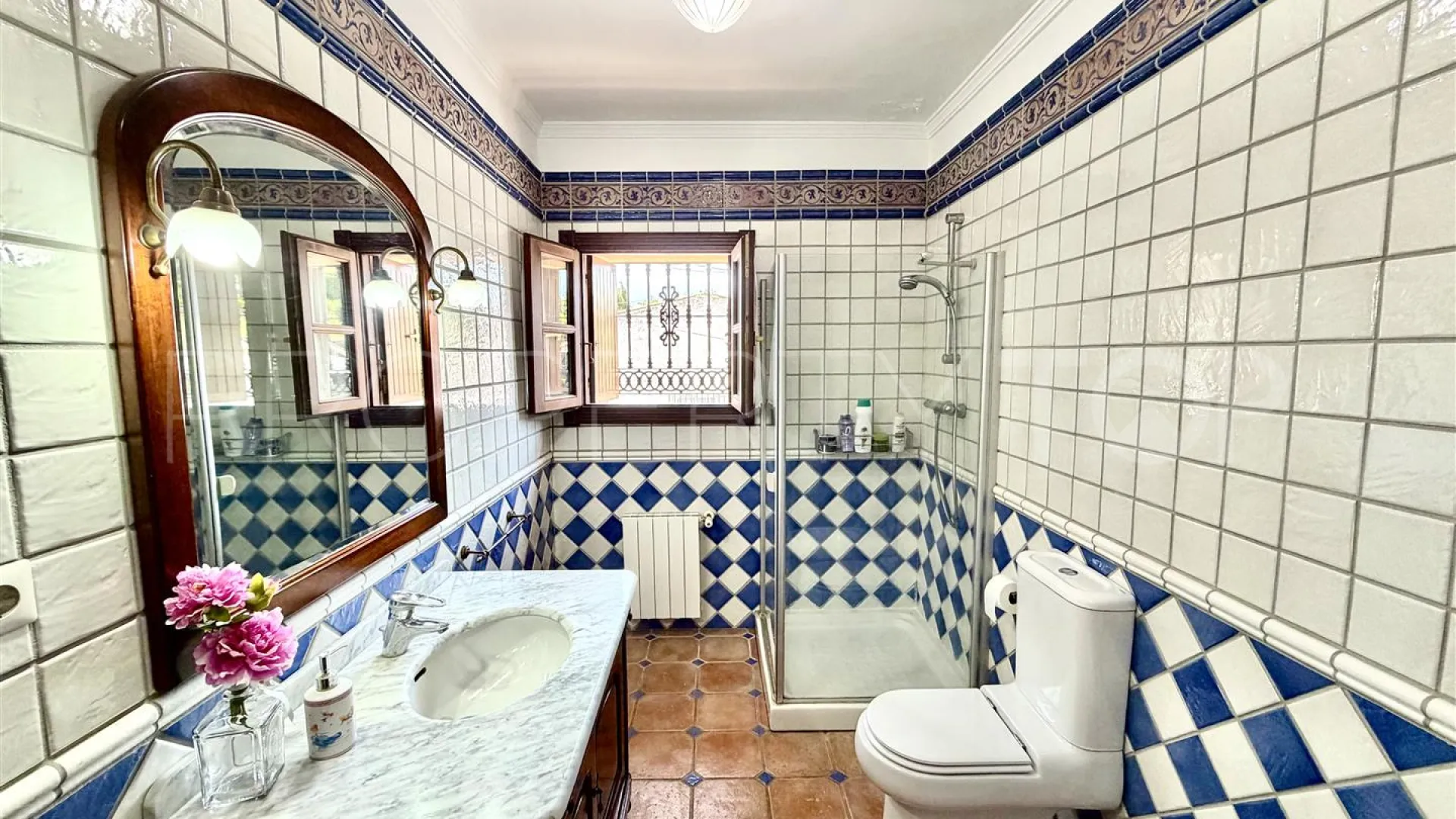 Pareado en venta en Nueva Andalucia con 3 dormitorios