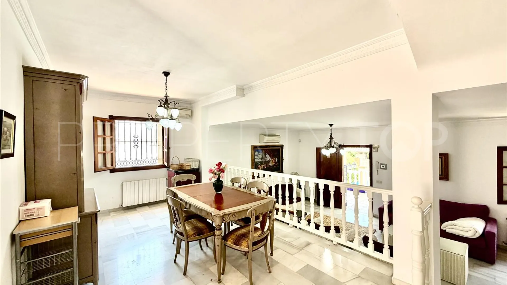 Pareado en venta en Nueva Andalucia con 3 dormitorios