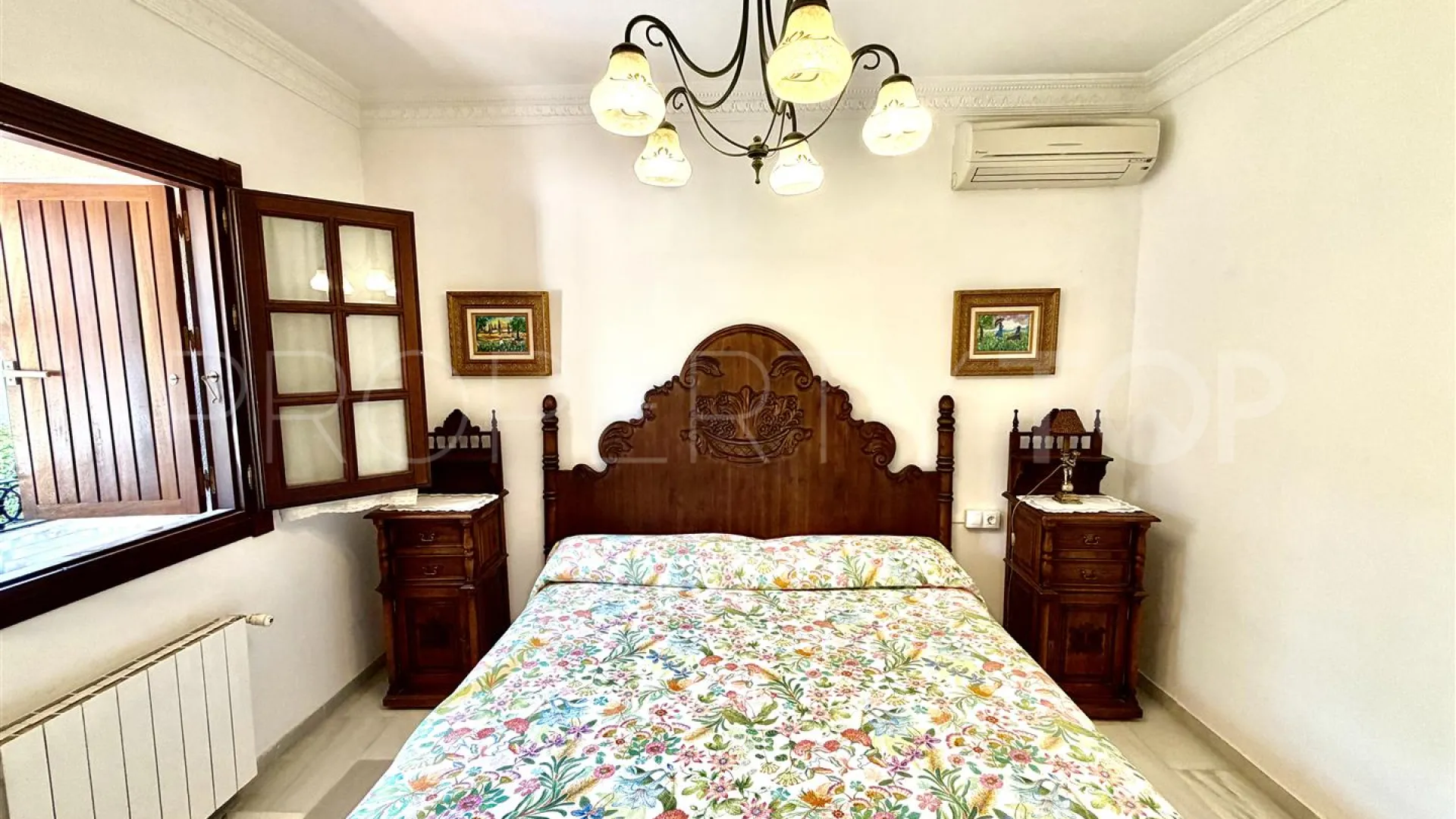 Pareado en venta en Nueva Andalucia con 3 dormitorios