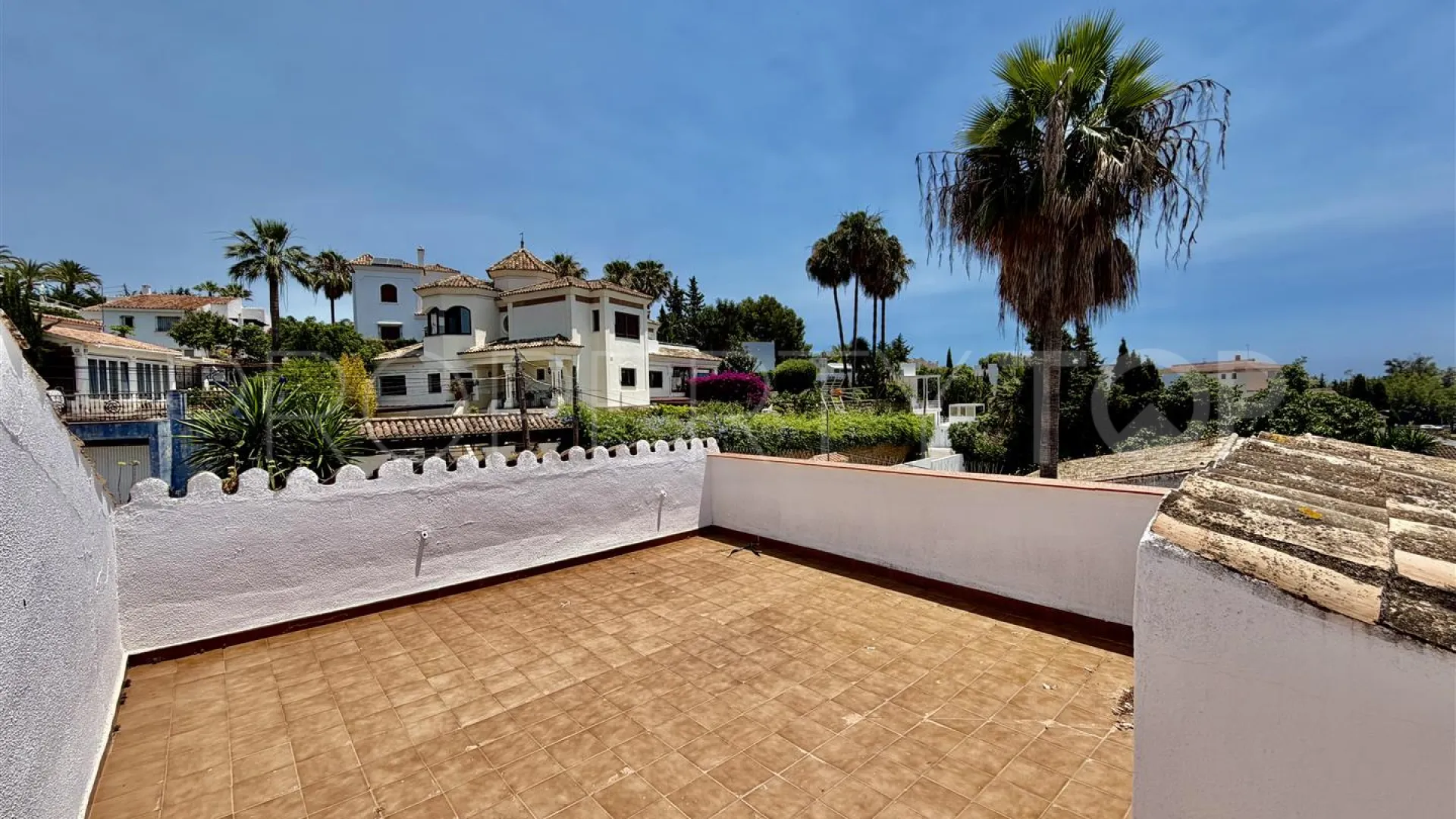Pareado en venta en Nueva Andalucia con 3 dormitorios
