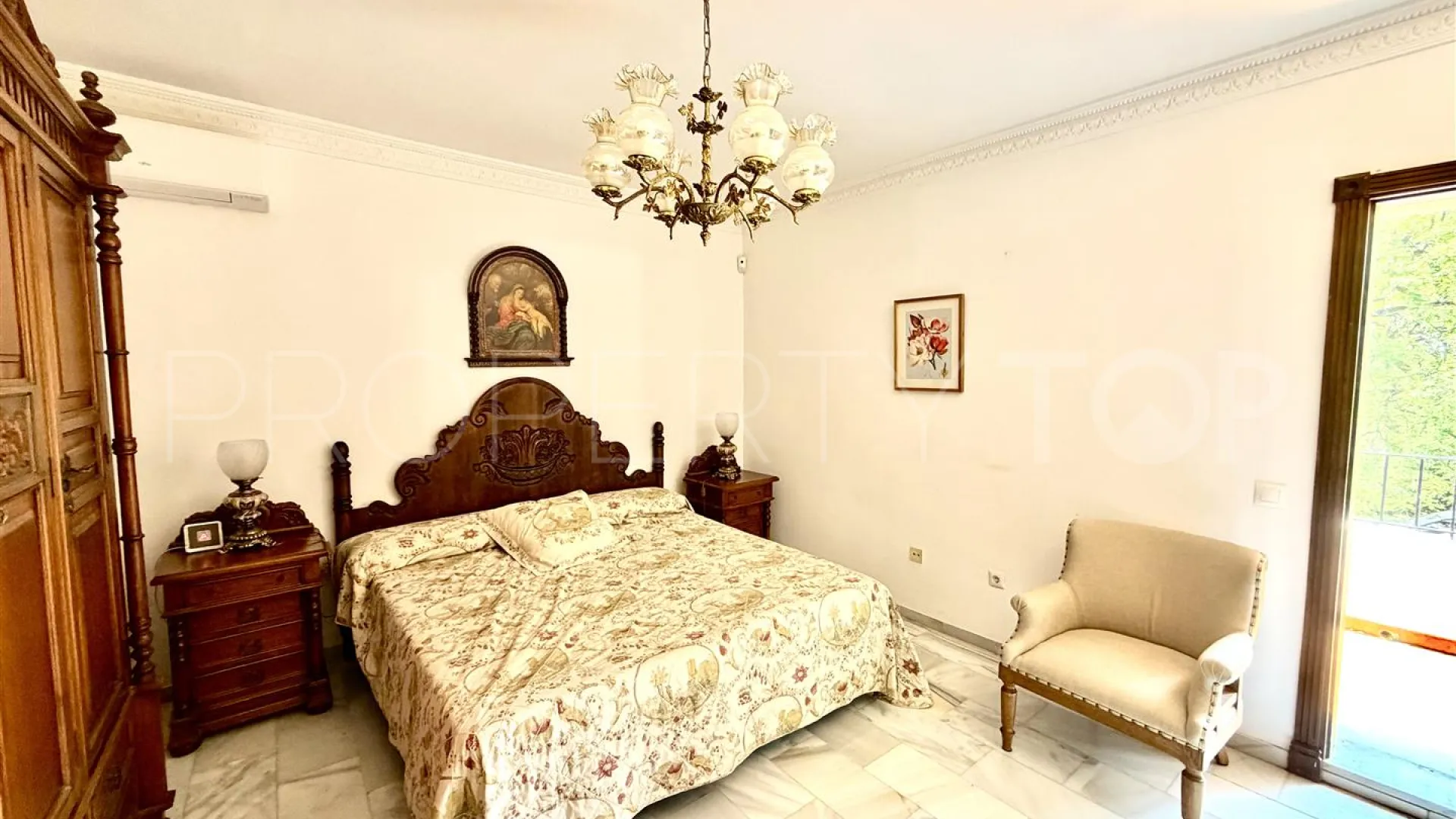 Pareado en venta en Nueva Andalucia con 3 dormitorios