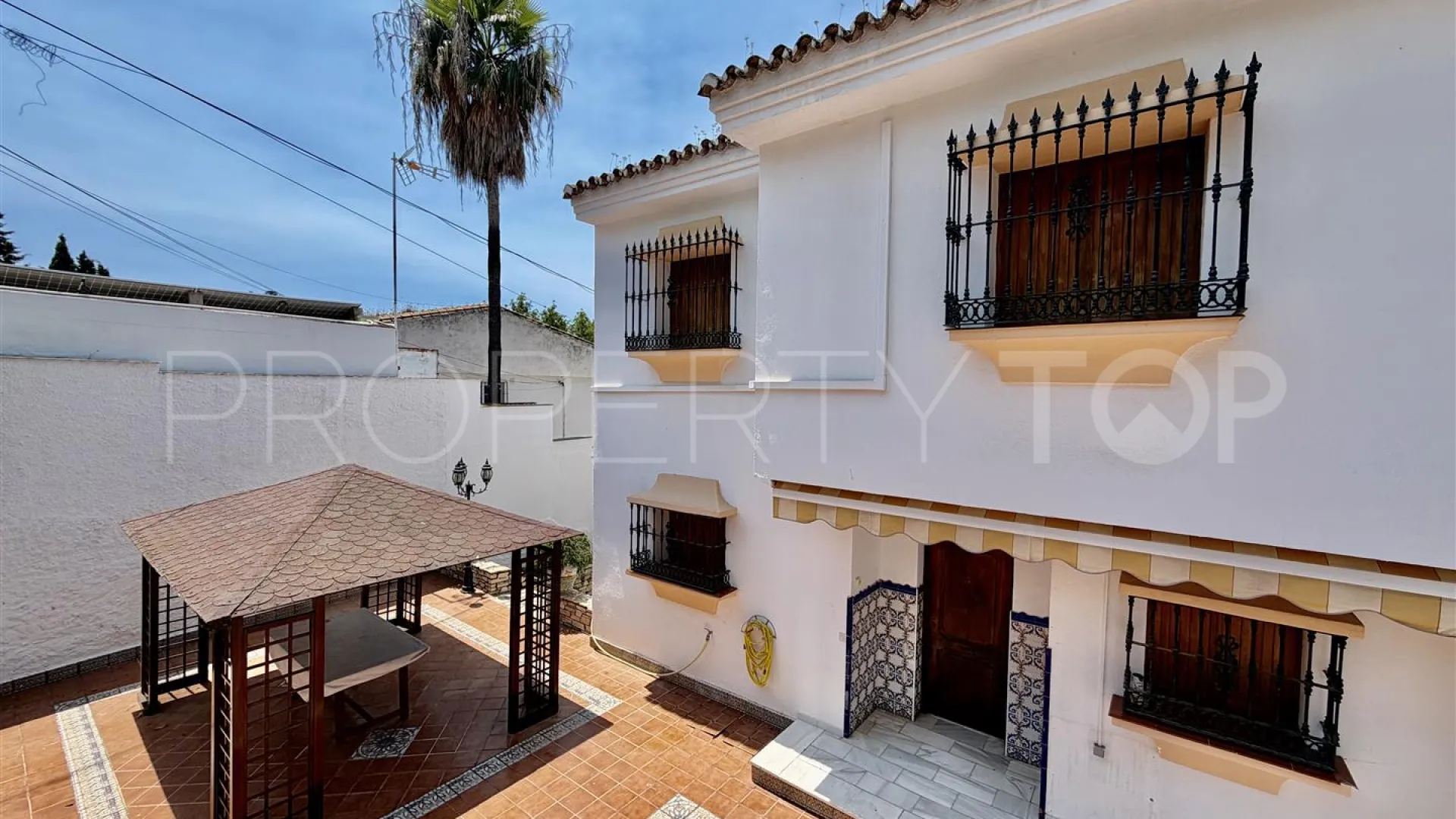 Pareado en venta en Nueva Andalucia con 3 dormitorios