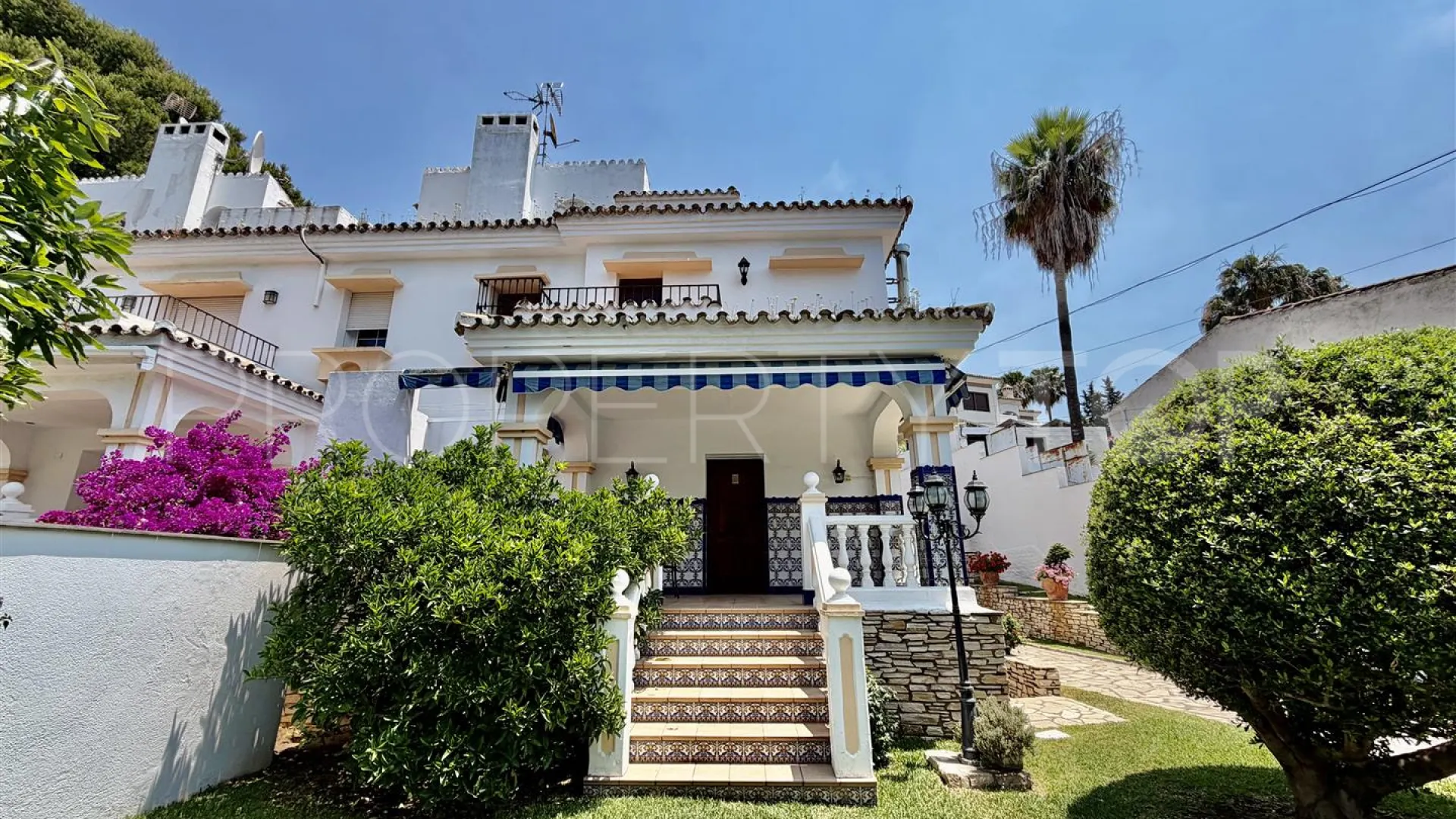 Pareado en venta en Nueva Andalucia con 3 dormitorios