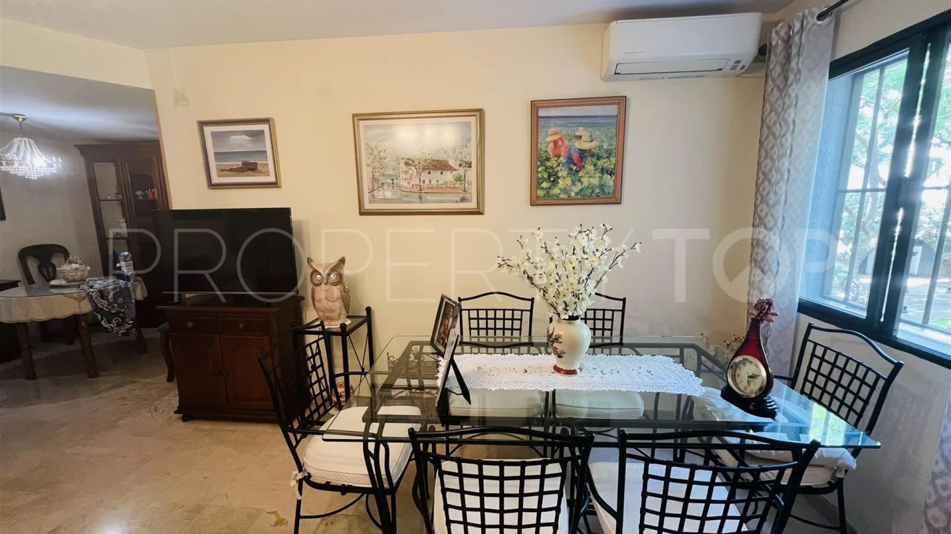 Se vende apartamento en Marbella Centro con 2 dormitorios
