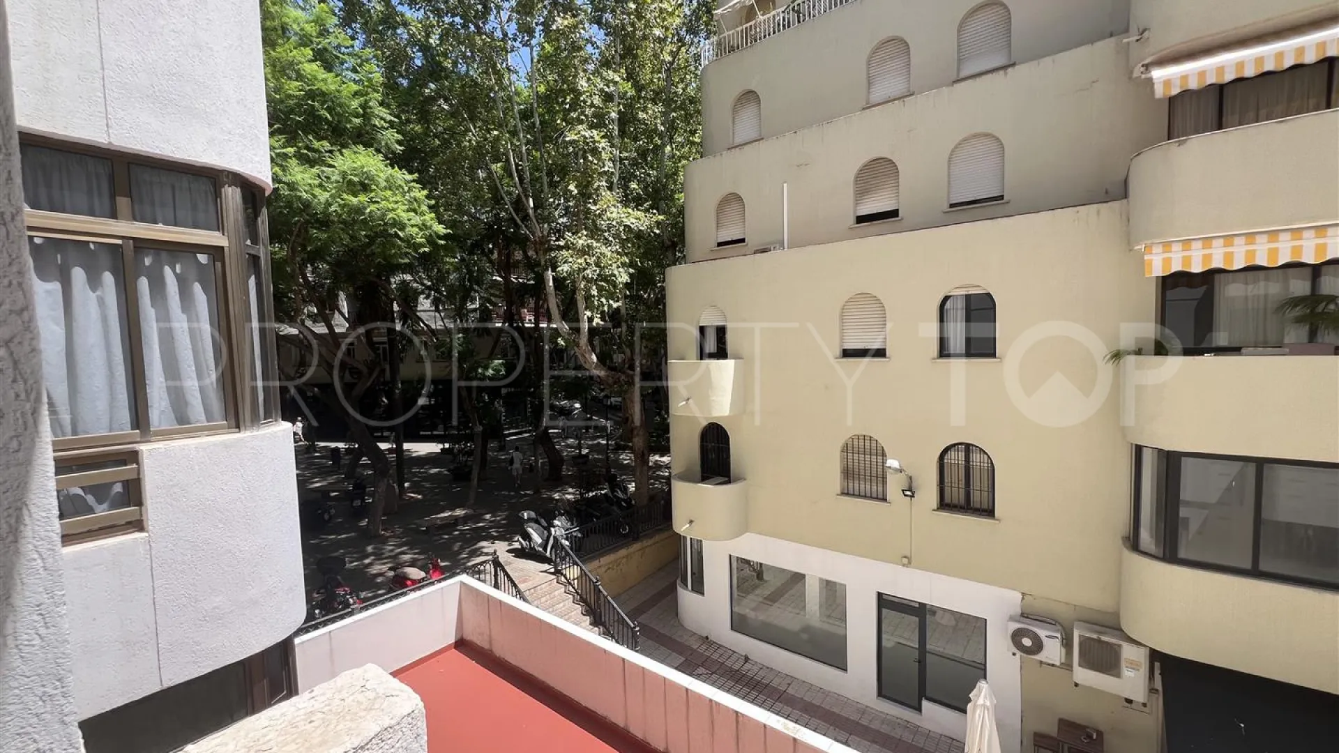 Se vende apartamento en Marbella Centro con 2 dormitorios