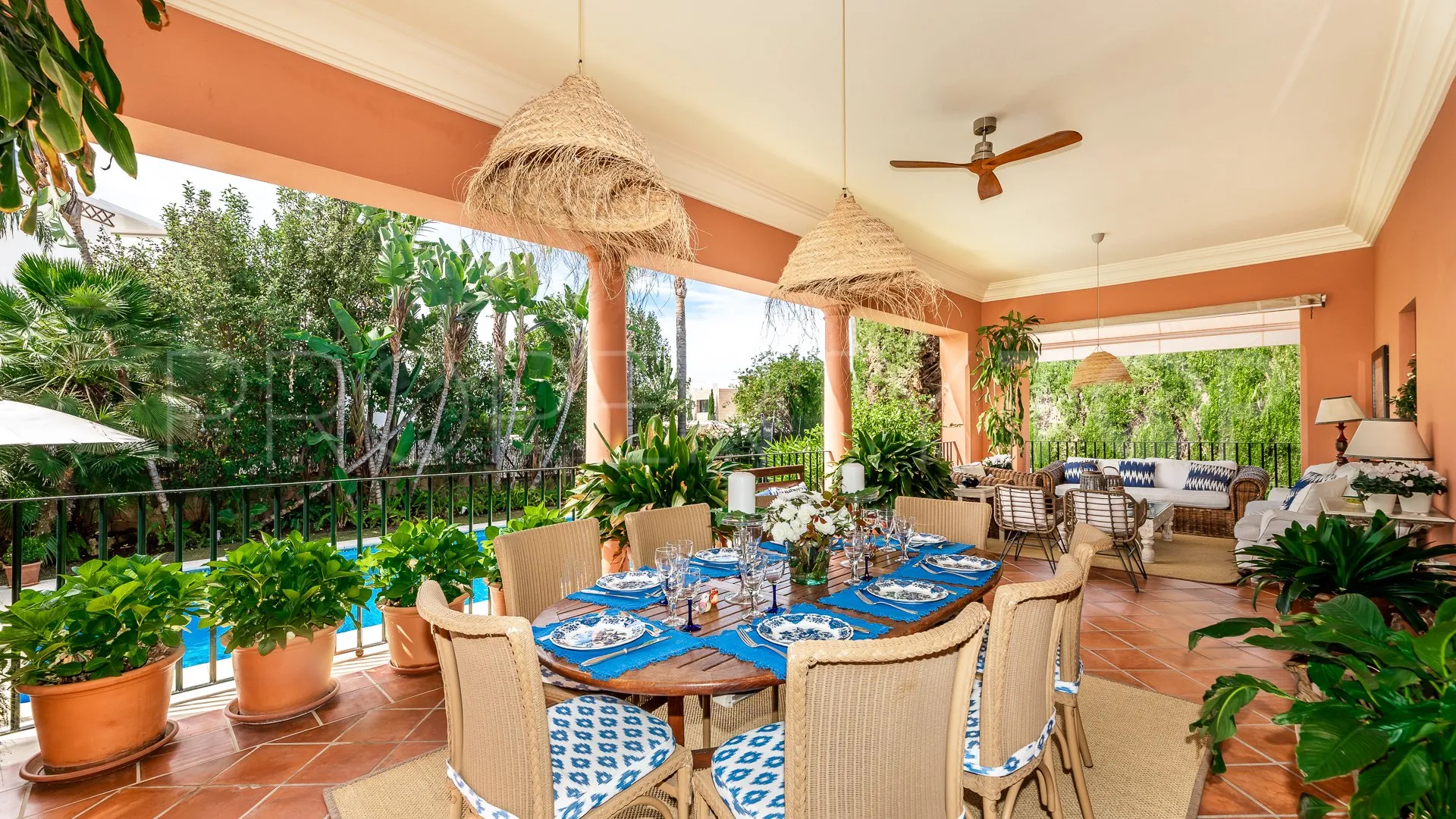 Altos de Puente Romano 5 bedrooms villa for sale