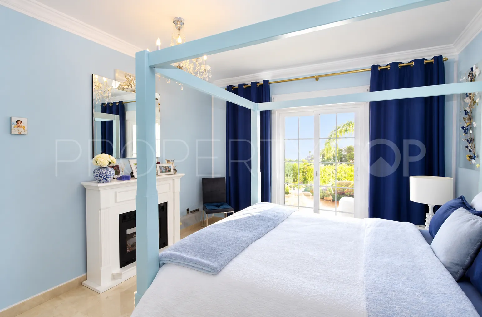 For sale Marbella East semi detached house with 3 bedrooms