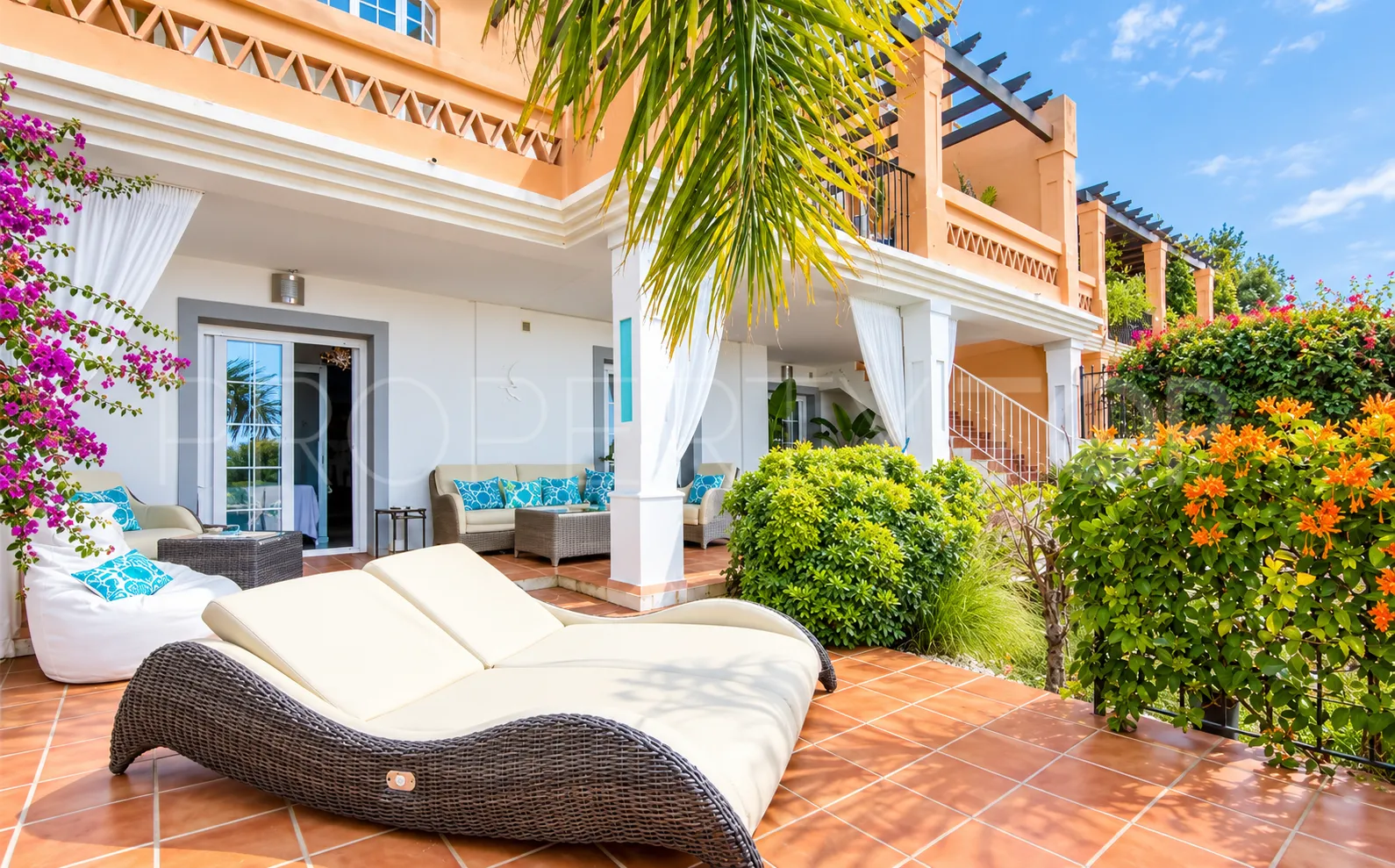 For sale Marbella East semi detached house with 3 bedrooms