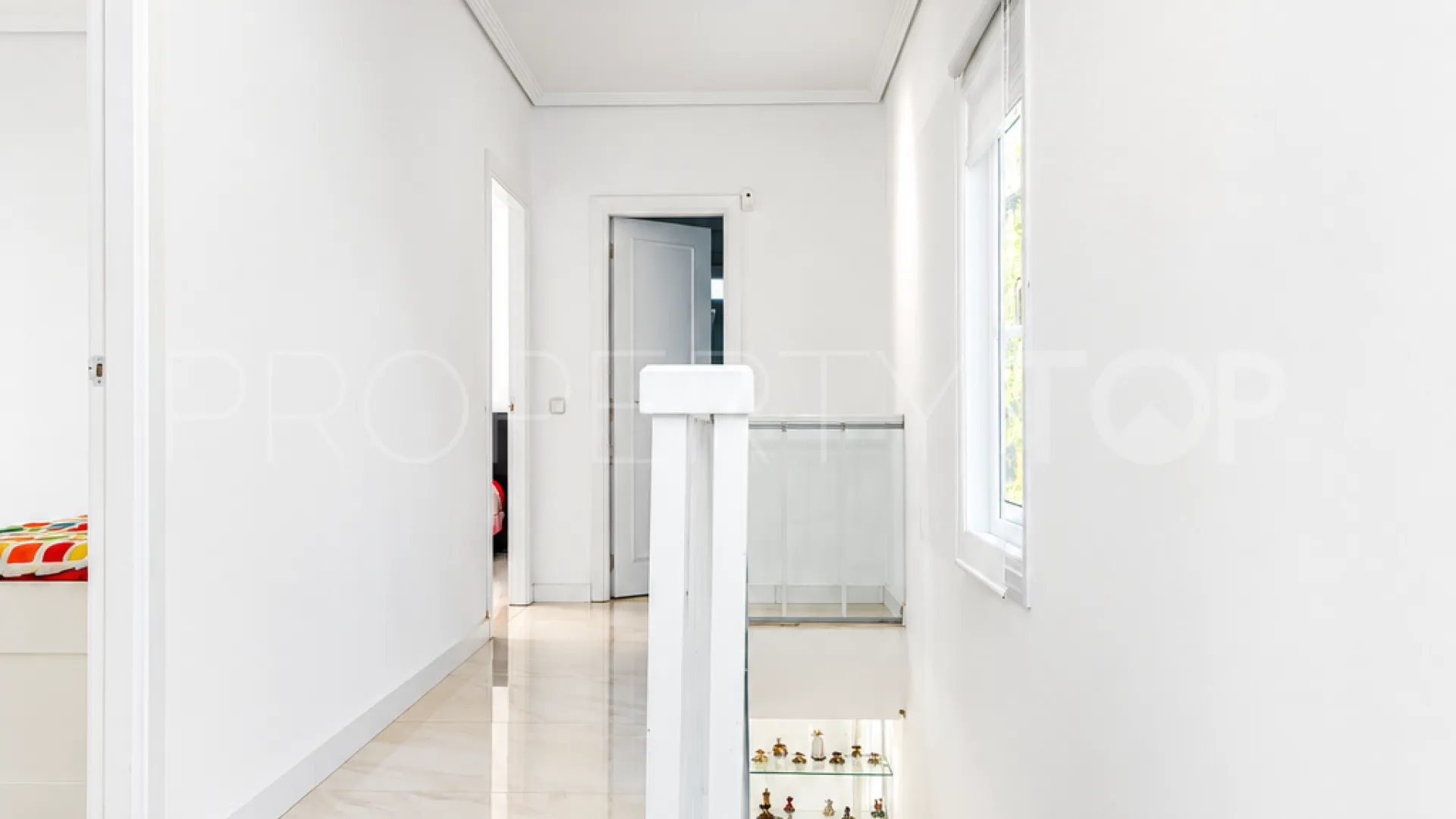 Villa for sale in Nagüeles with 4 bedrooms