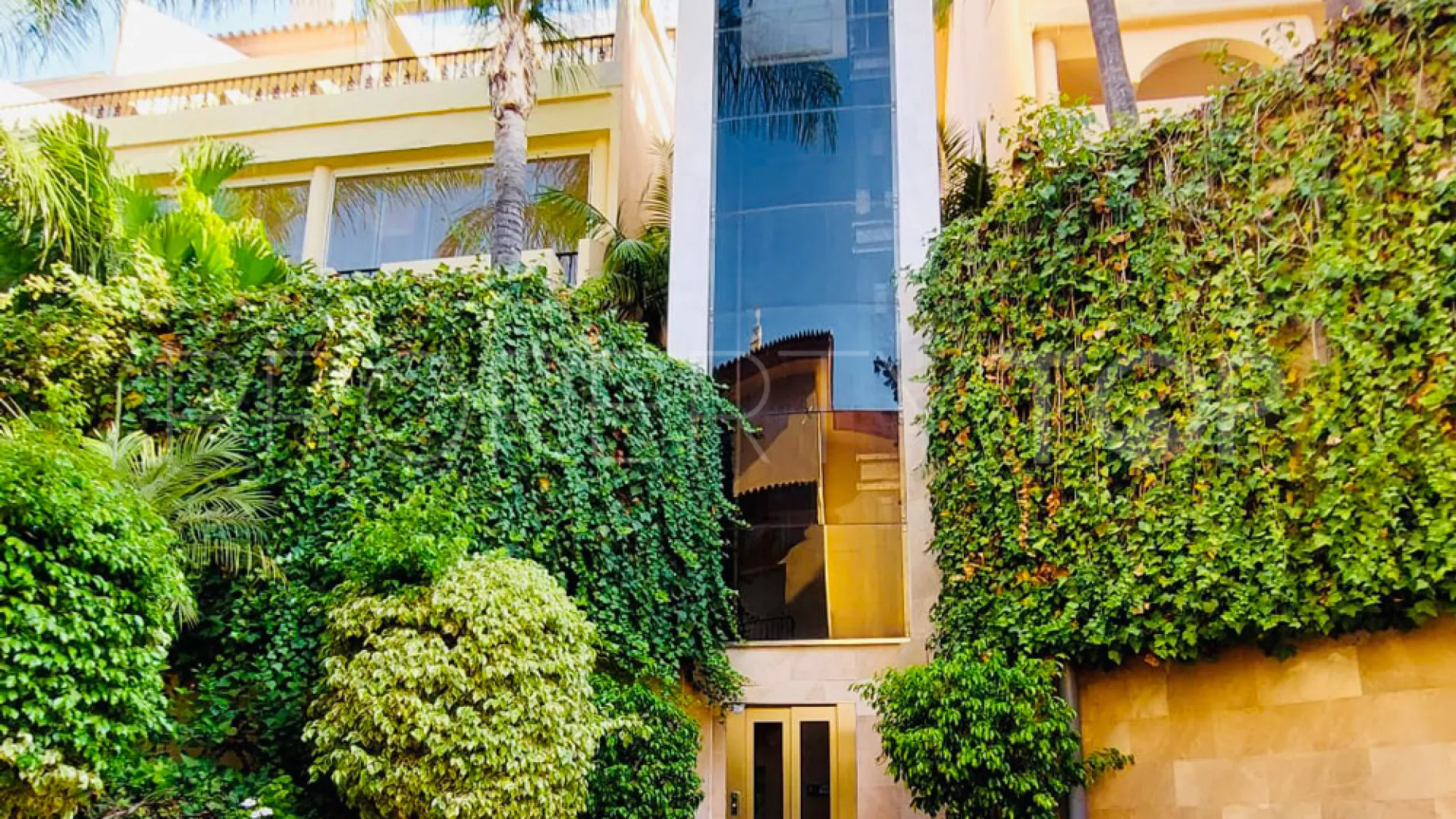 3 bedrooms Vista Real apartment for sale