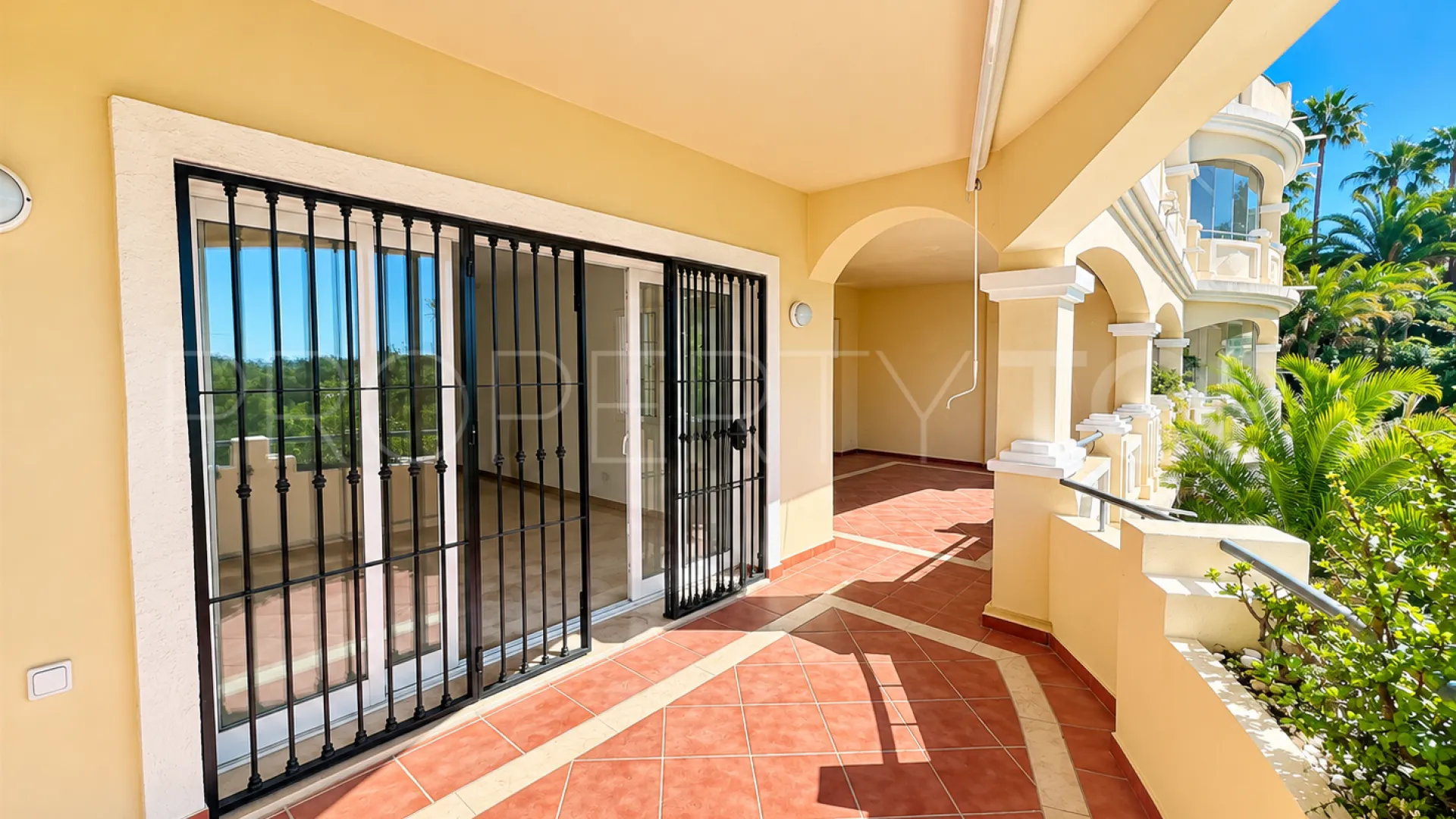 Comprar apartamento en Elviria de 2 dormitorios