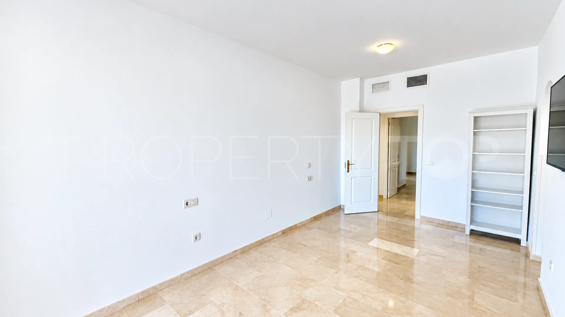 Comprar apartamento en Elviria de 2 dormitorios