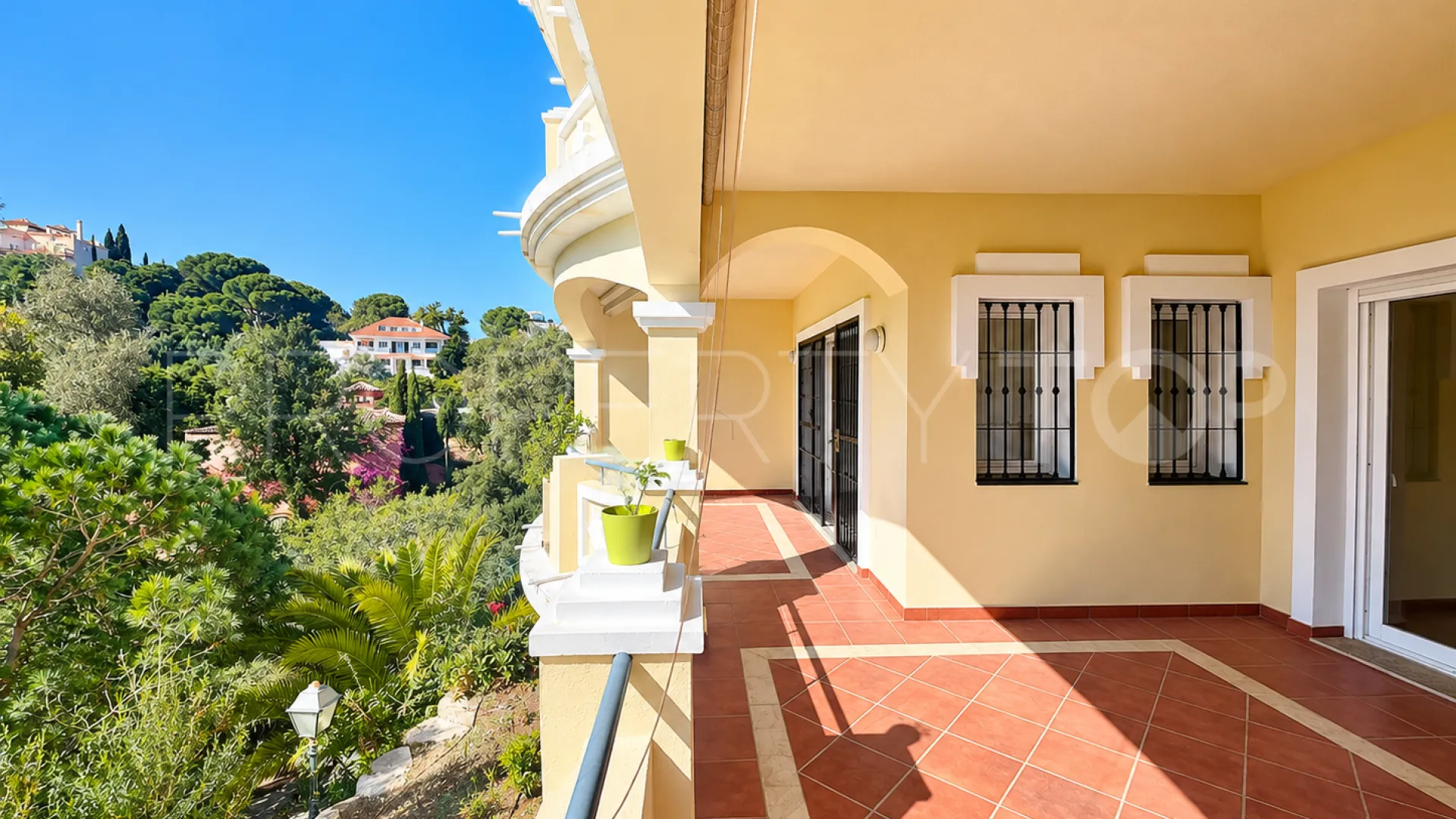 Comprar apartamento en Elviria de 2 dormitorios