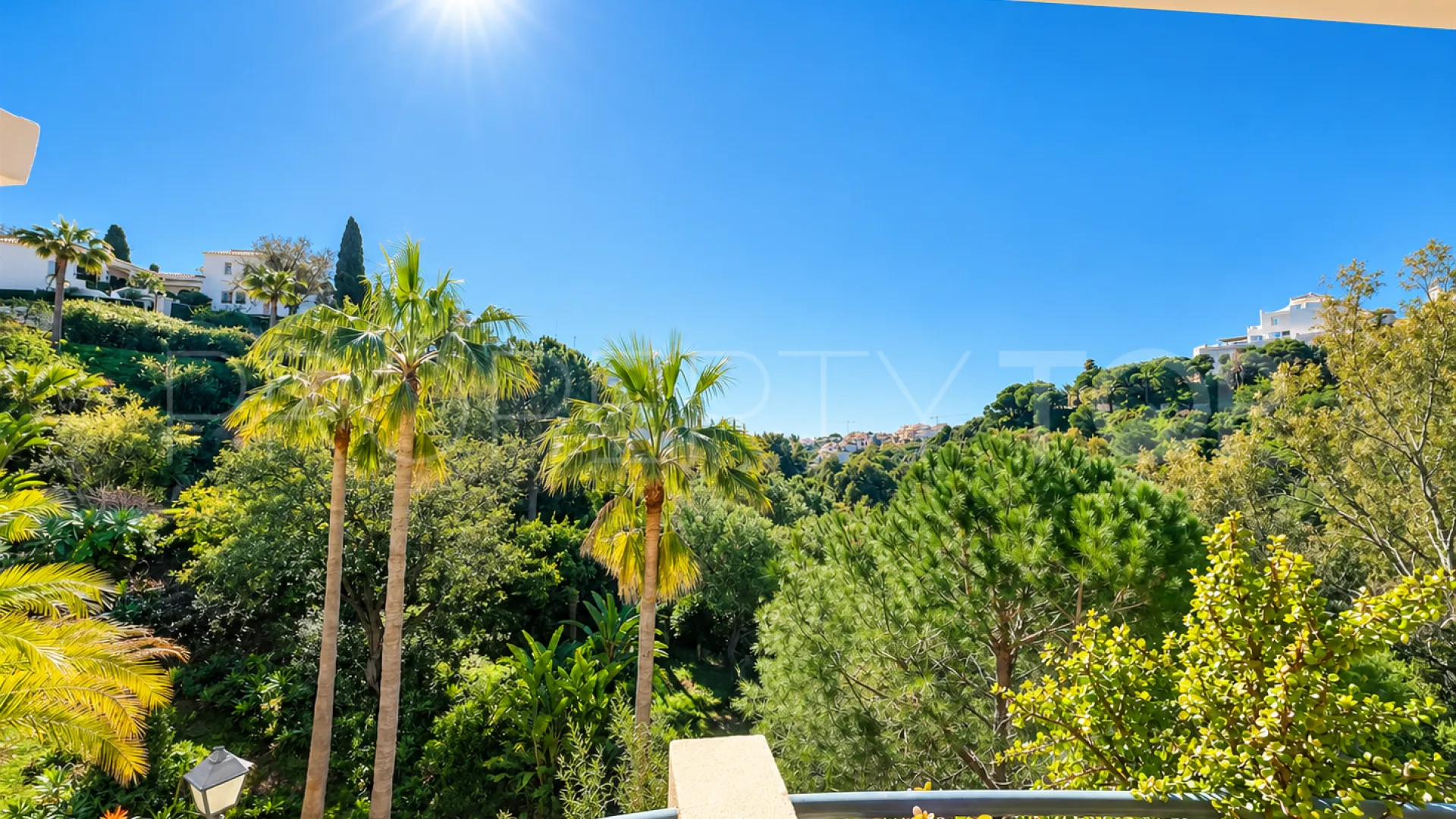 Comprar apartamento en Elviria de 2 dormitorios