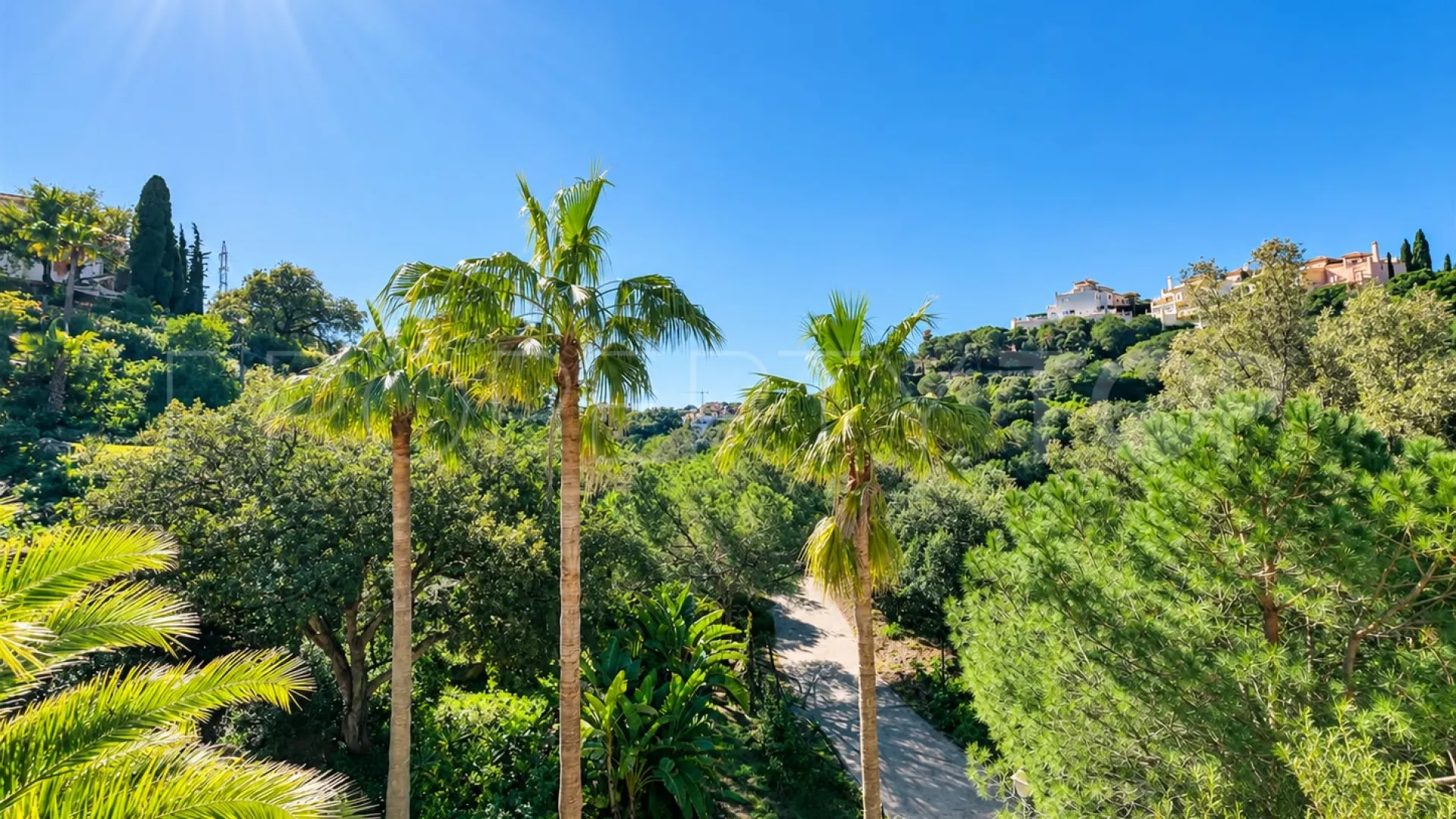 Comprar apartamento en Elviria de 2 dormitorios