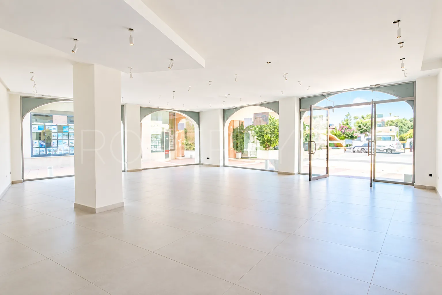 Comprar local comercial en Marbella Centro