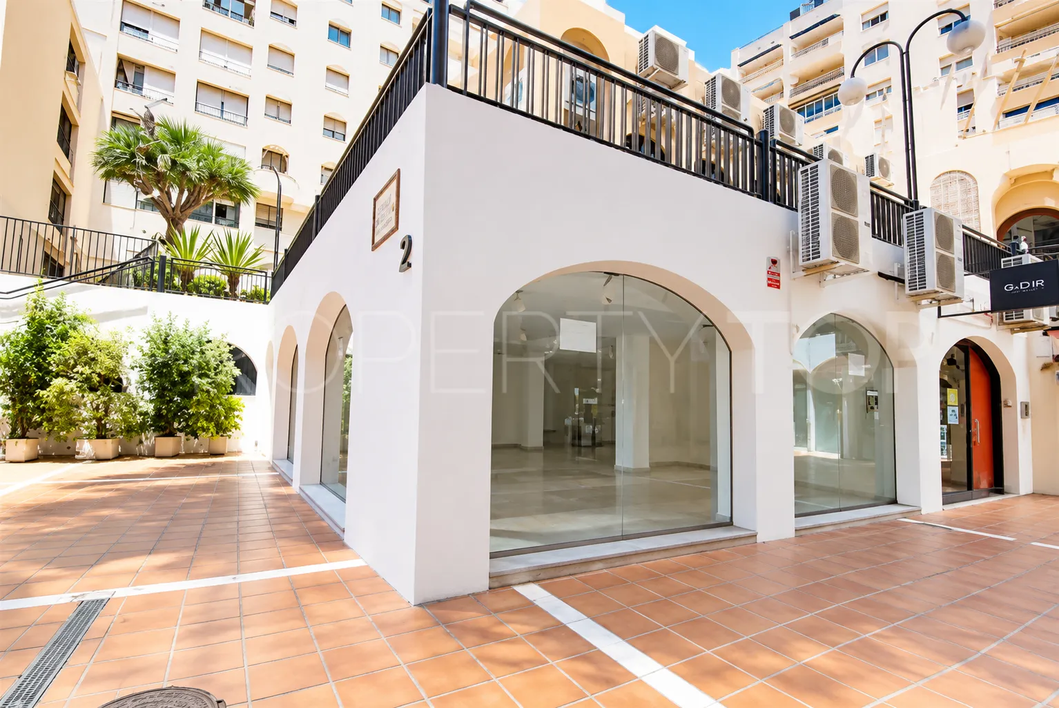 Comprar local comercial en Marbella Centro