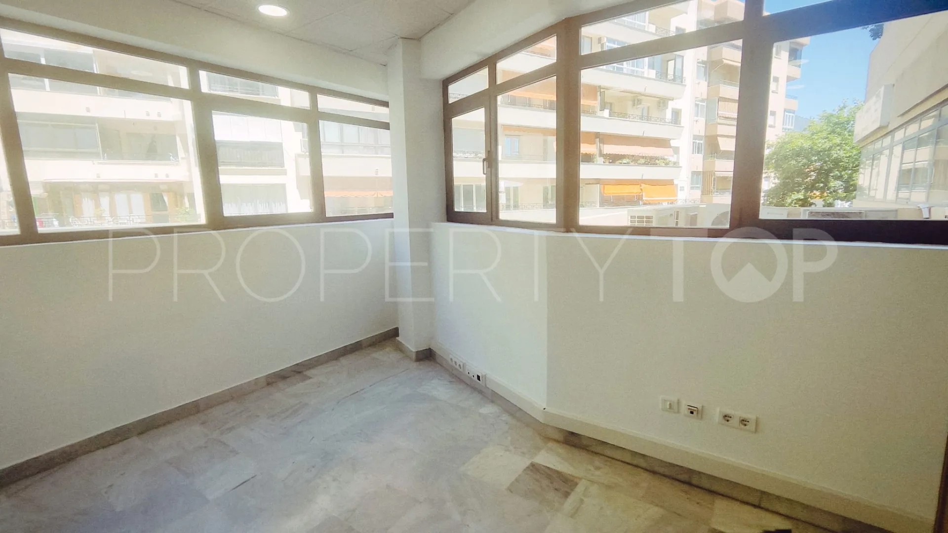 Office for sale in Marbella Centro