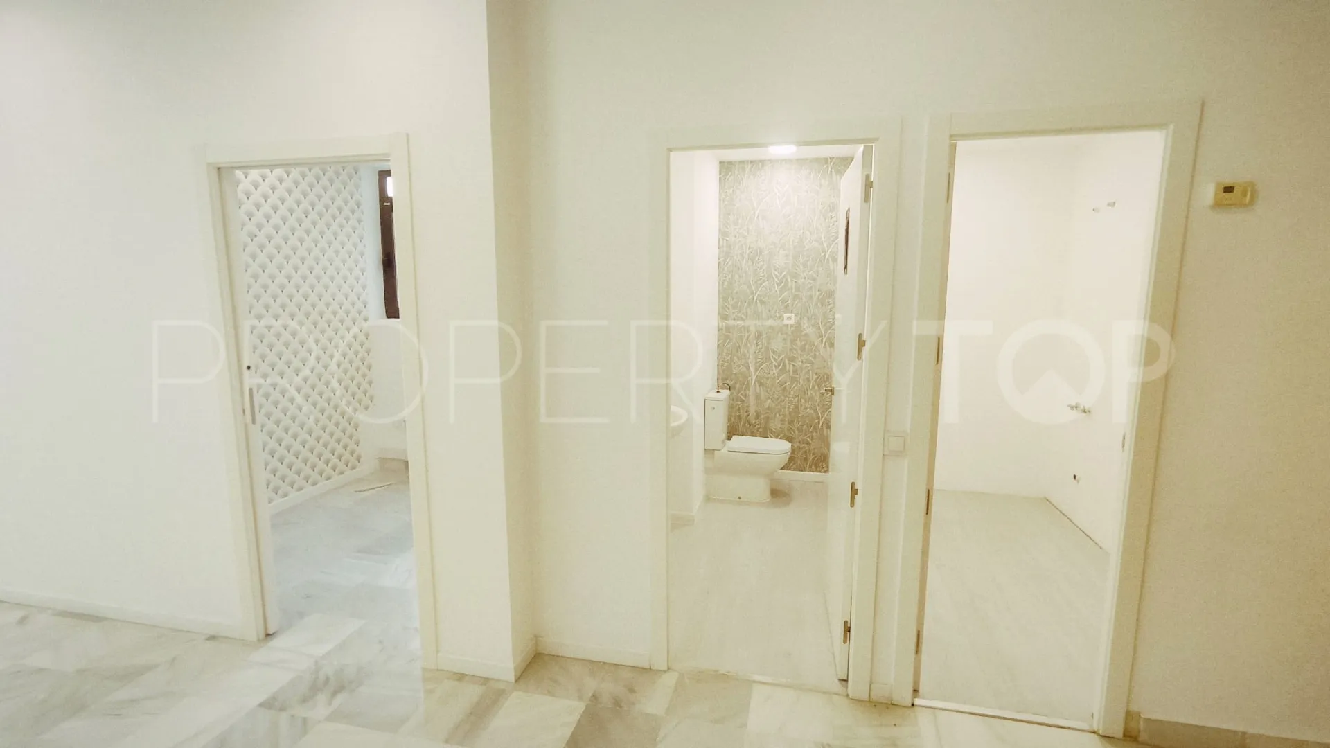 Office for sale in Marbella Centro