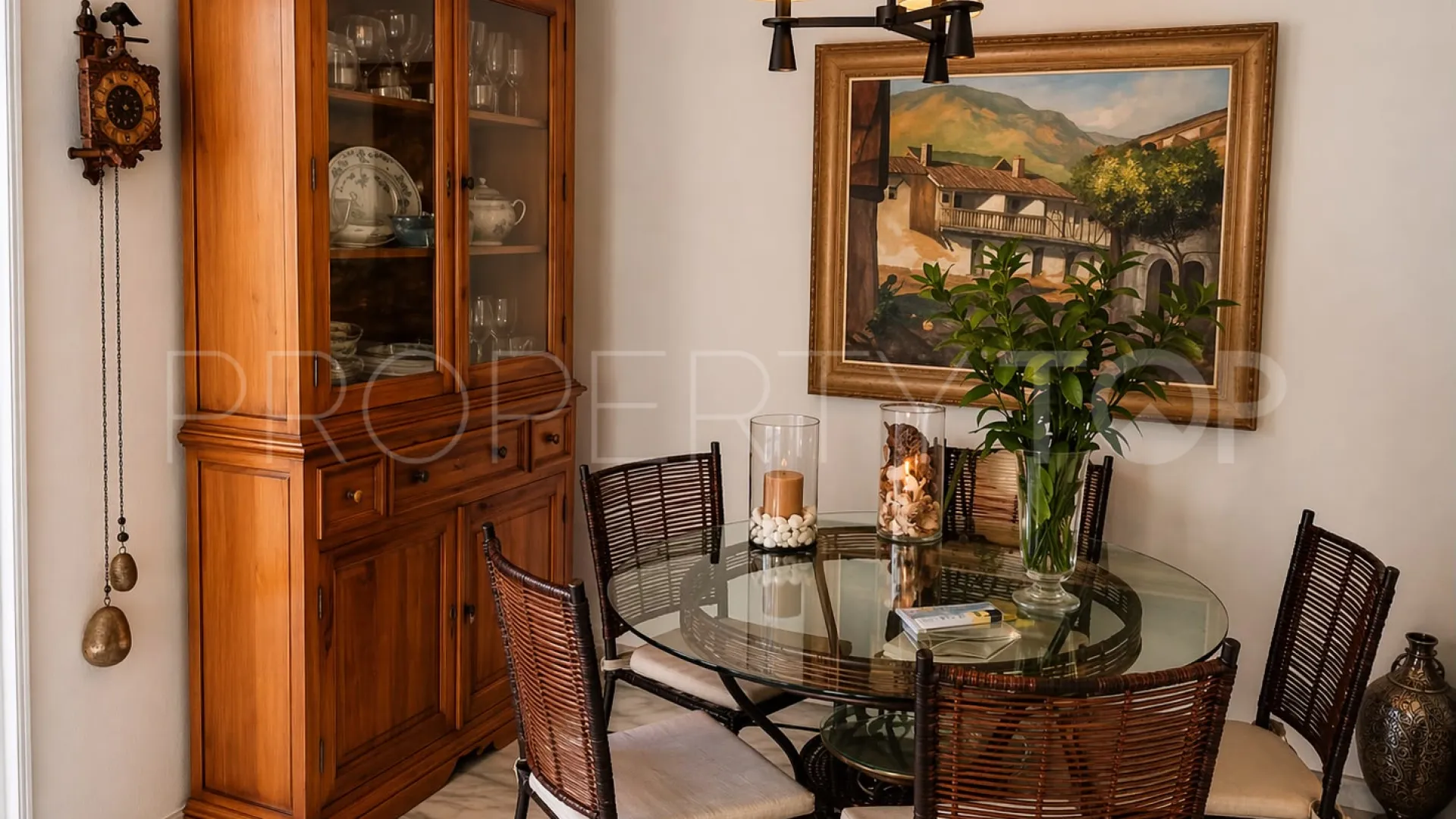 For sale 2 bedrooms ground floor apartment in Nueva Andalucia