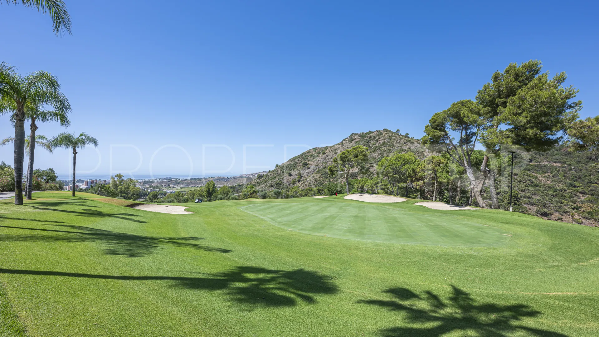 Los Arqueros villa for sale