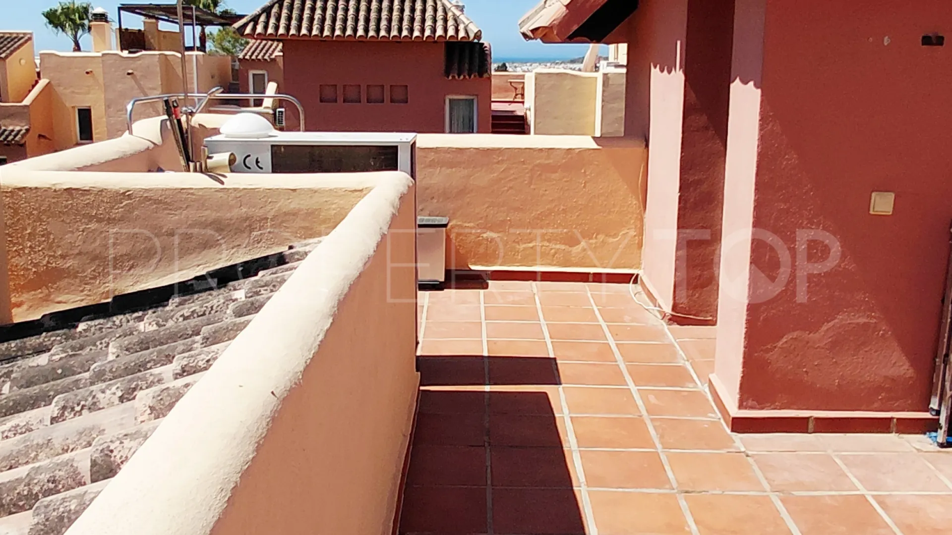 Town house for sale in Condes de Iza with 4 bedrooms