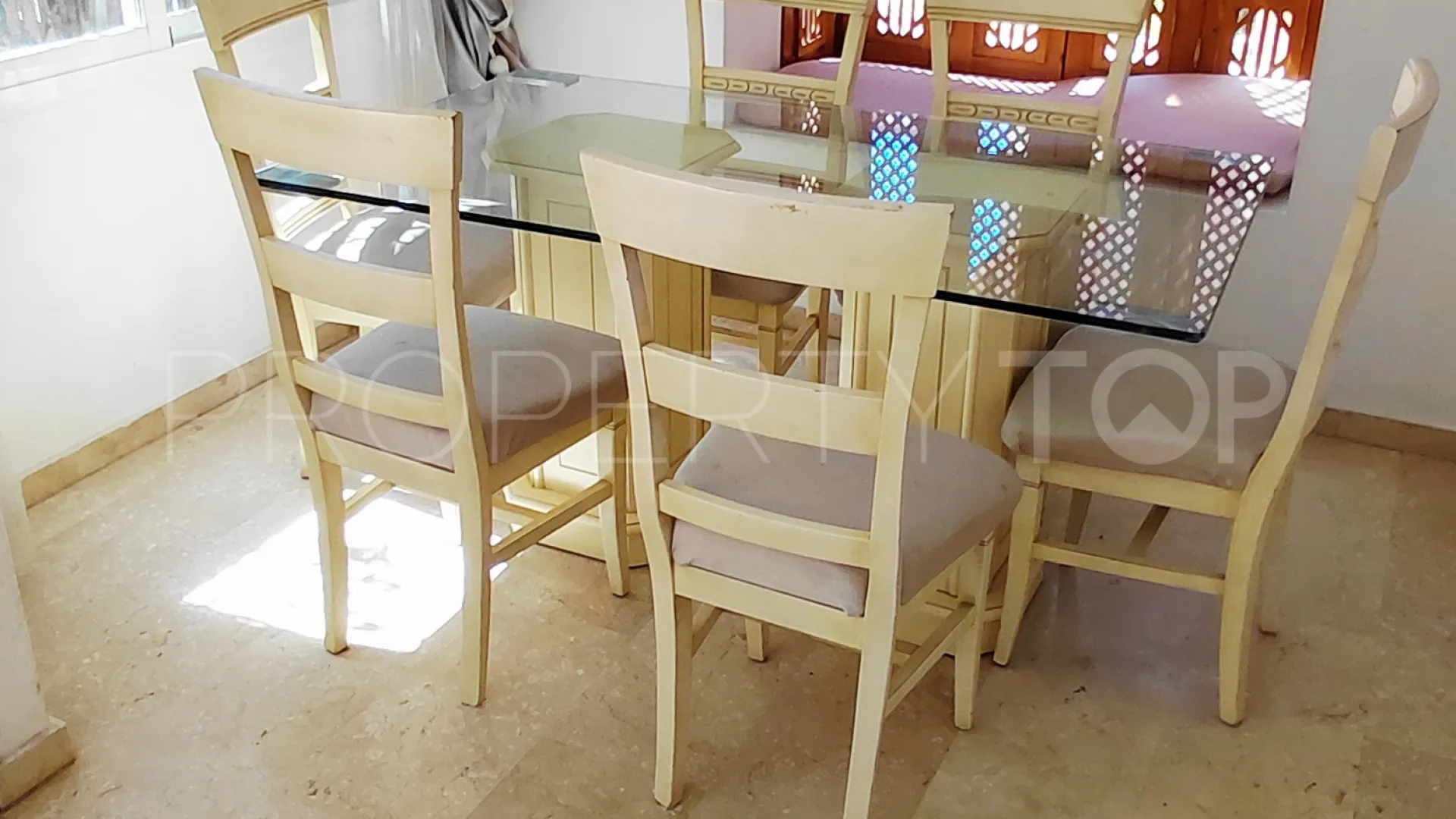 Town house for sale in Condes de Iza with 4 bedrooms