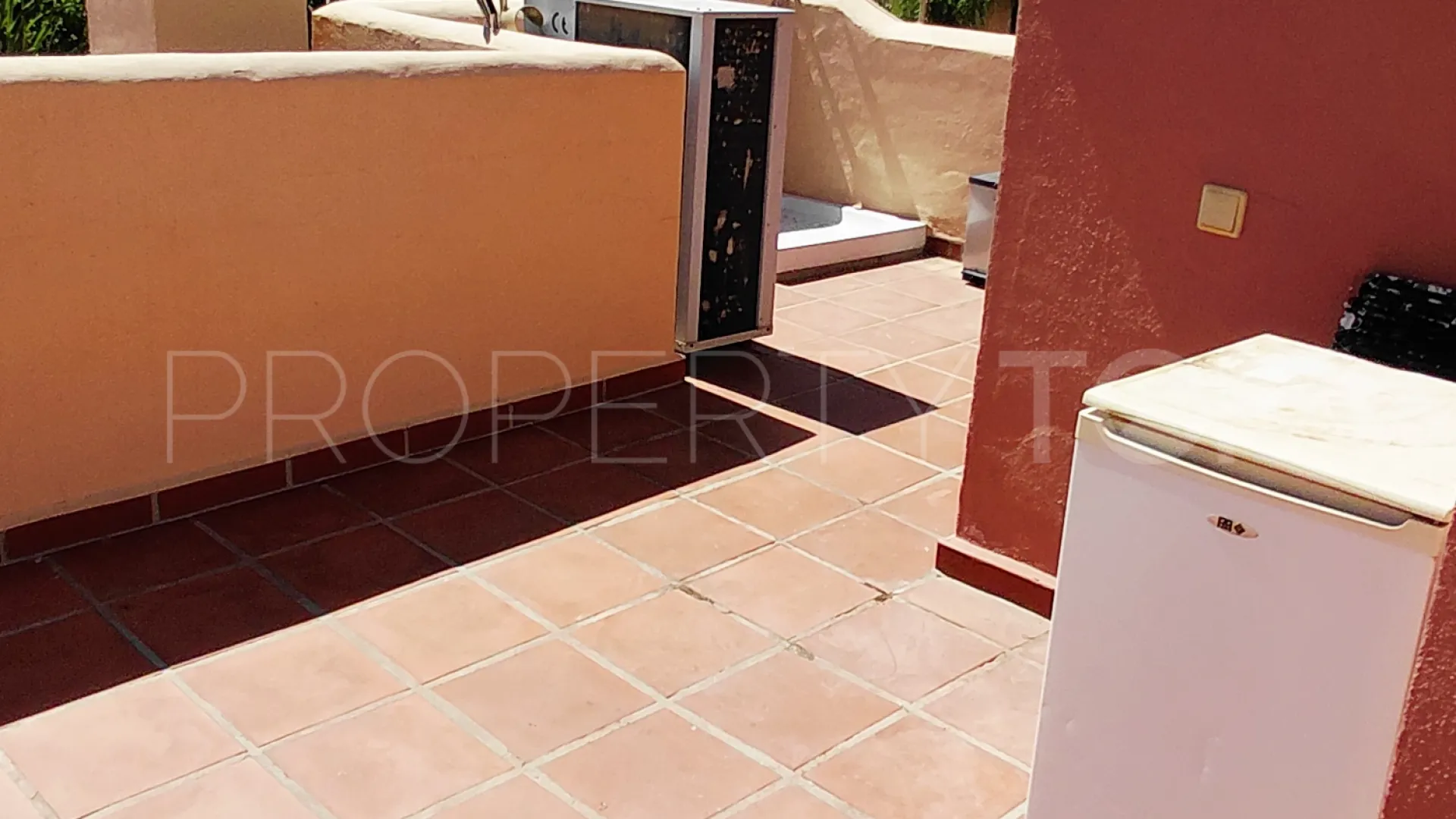 Town house for sale in Condes de Iza with 4 bedrooms