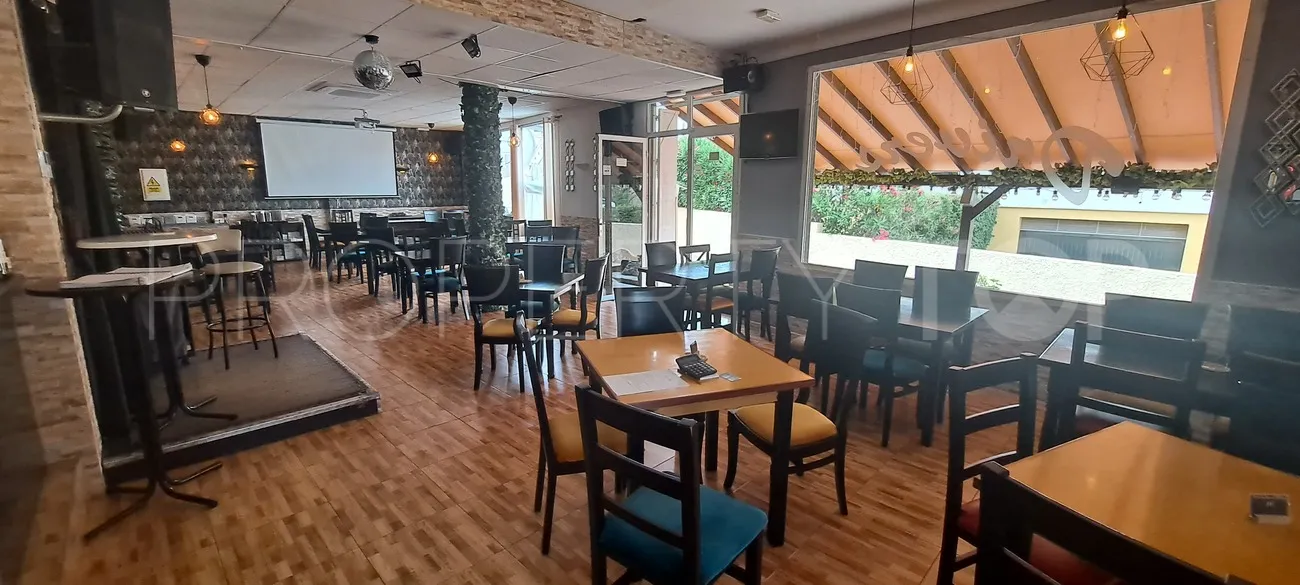 Commercial premises for sale in Villamartin