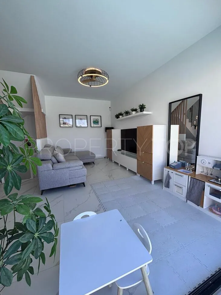 For sale Villamartin villa with 5 bedrooms