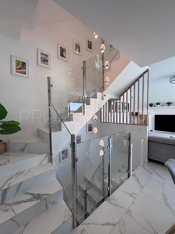 For sale Villamartin villa with 5 bedrooms