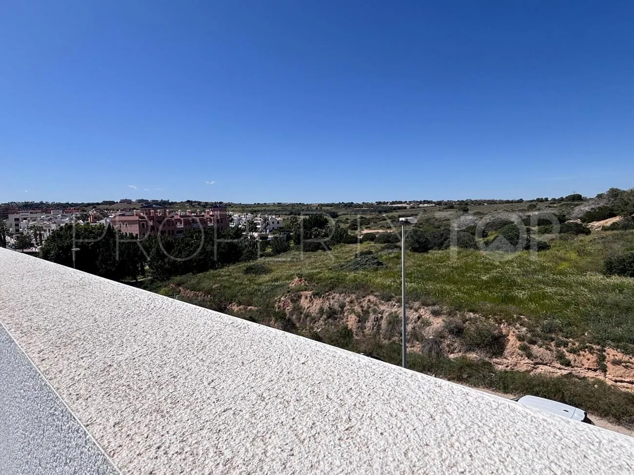 For sale Villamartin villa with 5 bedrooms