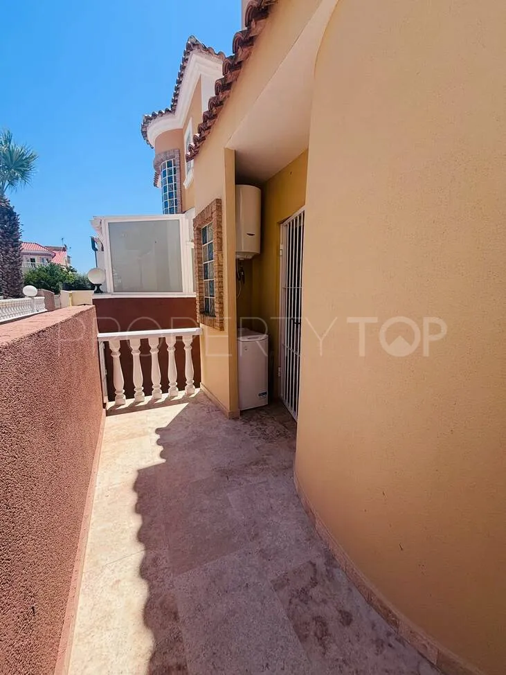 For sale villa with 3 bedrooms in Rioja