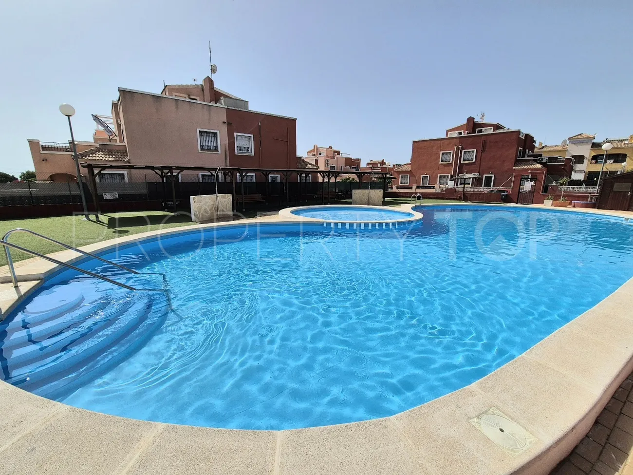 For sale town house in Los Montesinos with 3 bedrooms