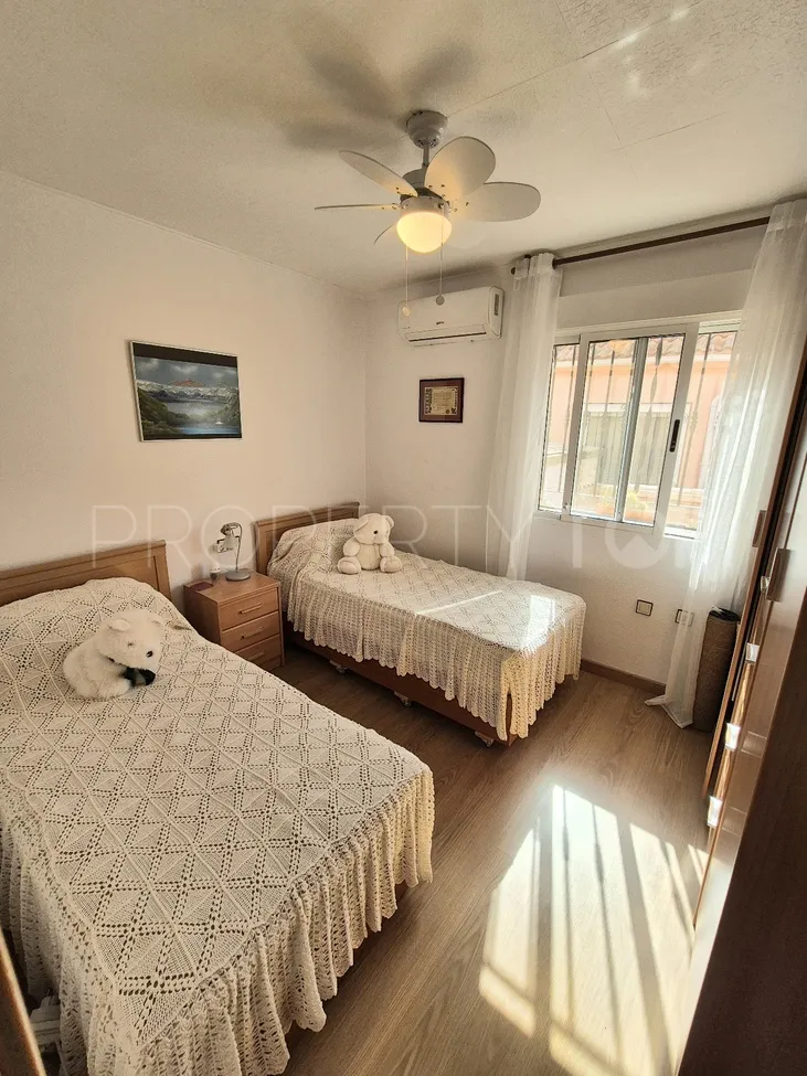 For sale town house in Los Montesinos with 3 bedrooms