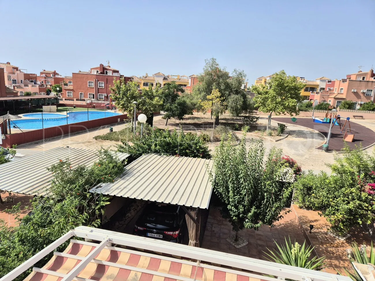 For sale town house in Los Montesinos with 3 bedrooms
