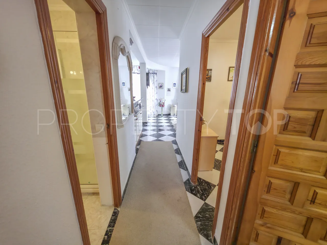 Comprar villa de 3 dormitorios en Torrevieja