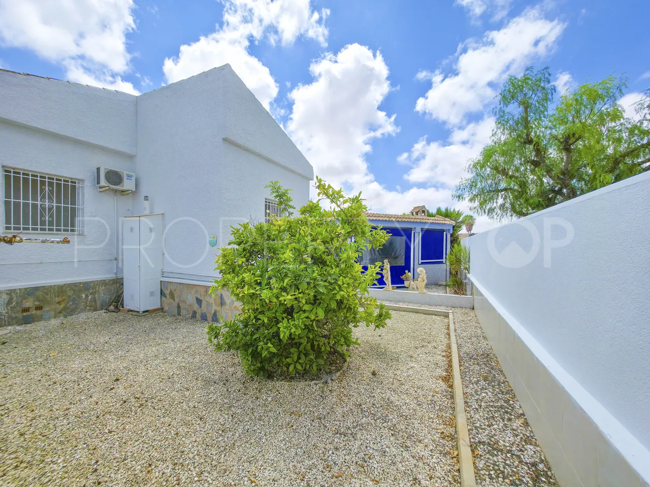 Comprar villa de 3 dormitorios en Torrevieja