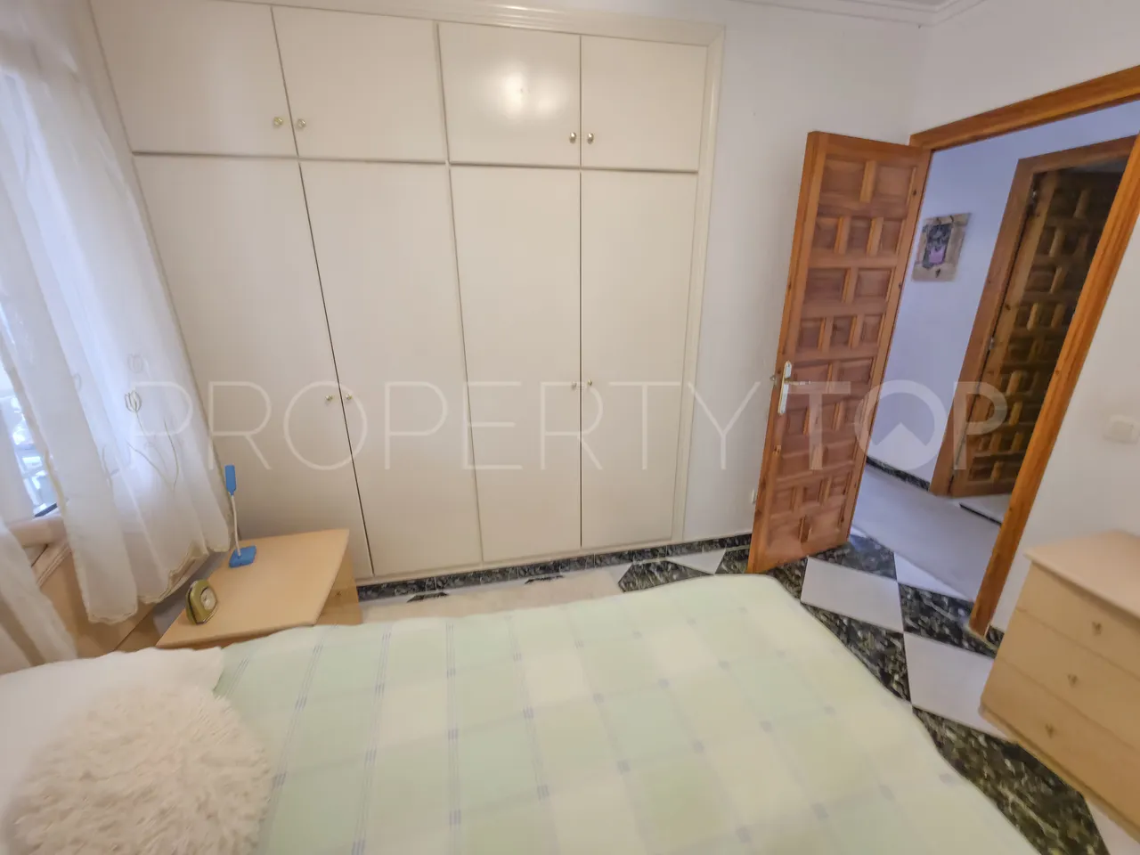 Comprar villa de 3 dormitorios en Torrevieja