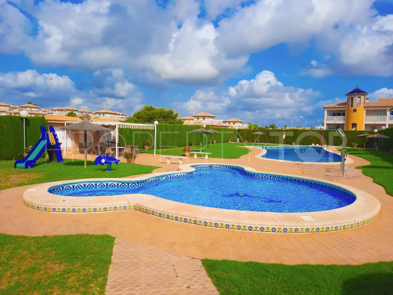 Comprar apartamento en Rioja con 2 dormitorios
