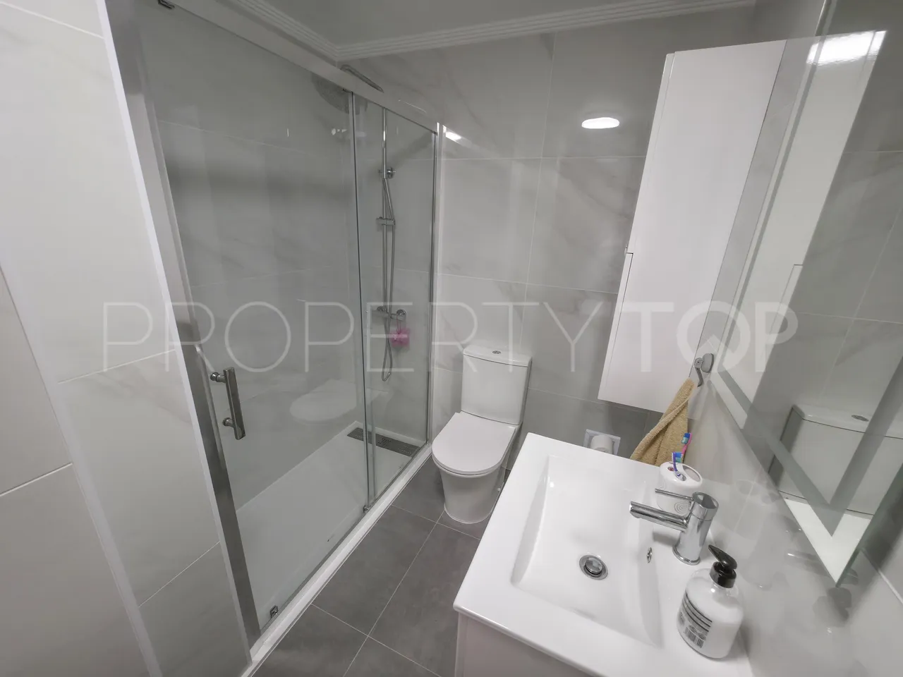Comprar apartamento en Rioja con 2 dormitorios