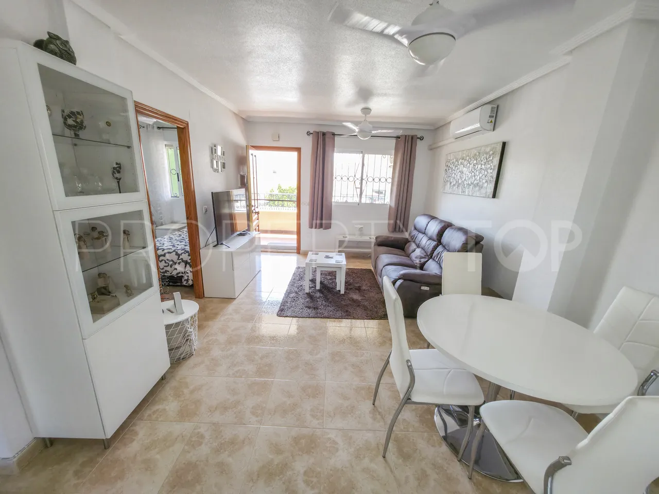 Comprar apartamento en Rioja con 2 dormitorios