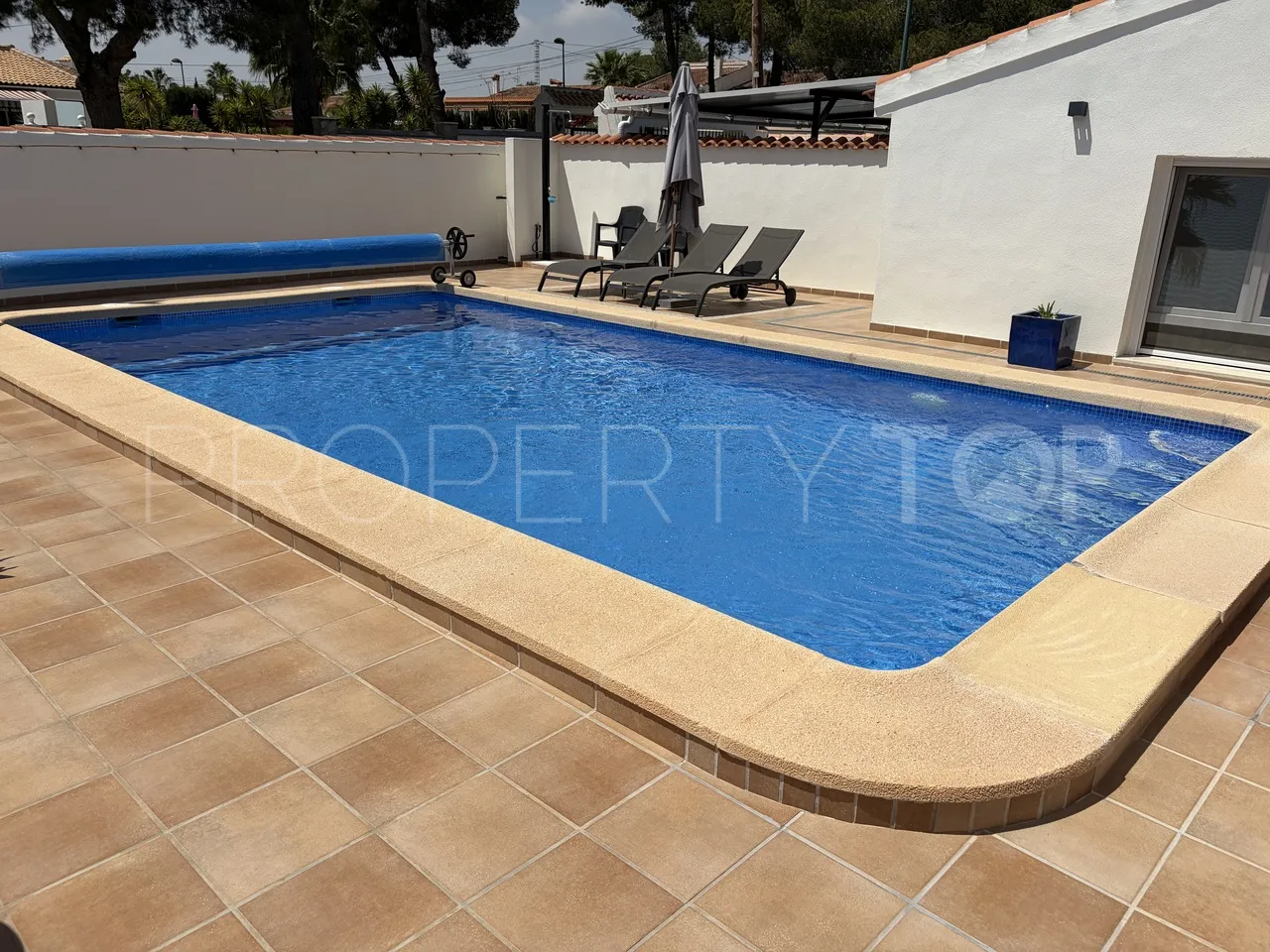 Villa con 4 dormitorios en venta en Pilar de la Horadada