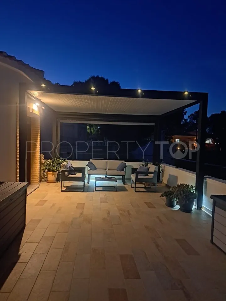 Villa con 4 dormitorios en venta en Pilar de la Horadada