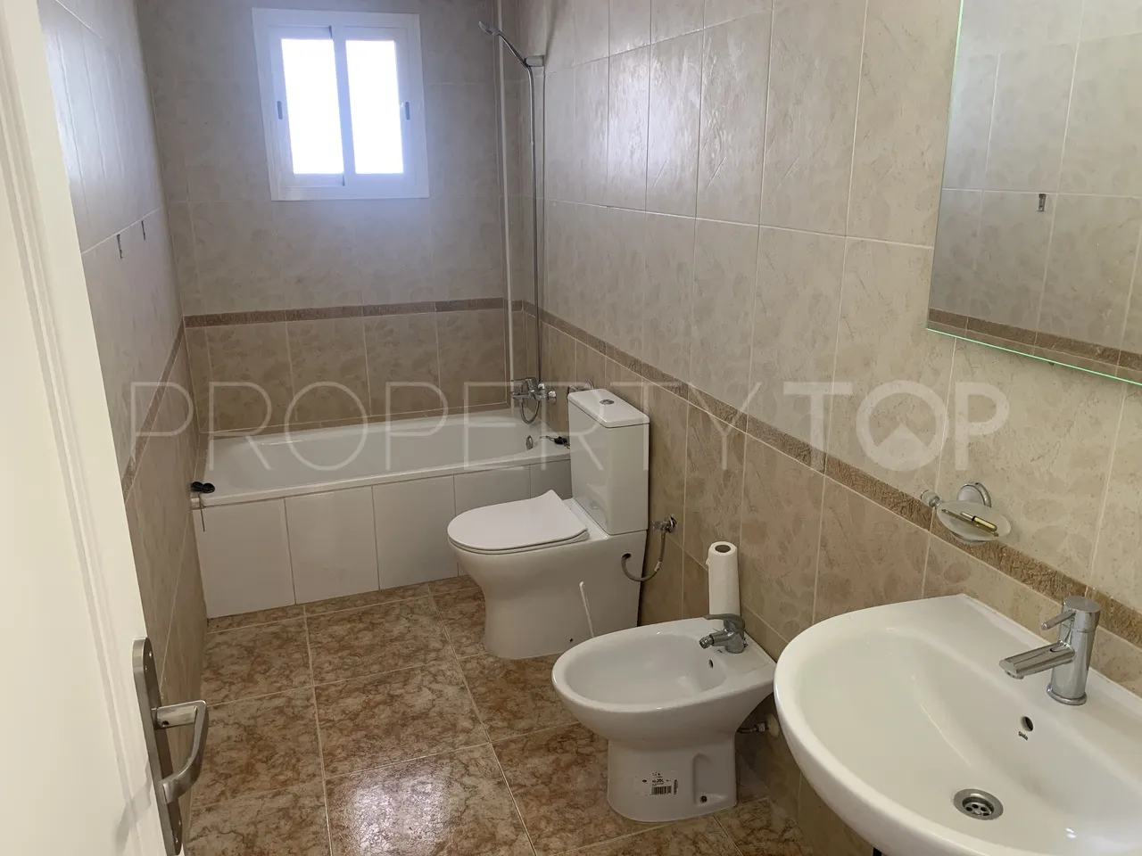 Town house with 2 bedrooms for sale in Punta Prima