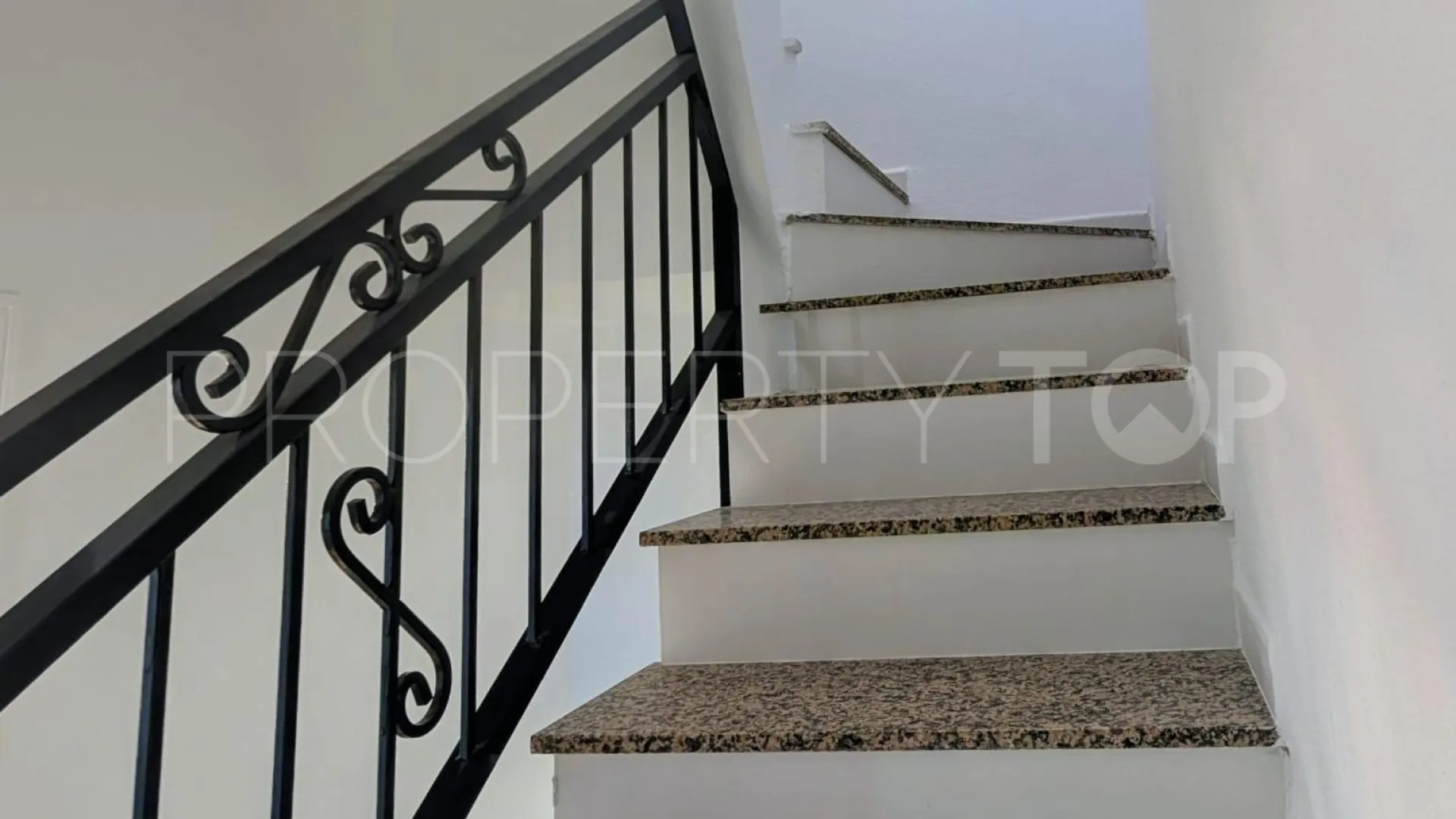 Los Altos de Marbella, adosado con 3 dormitorios en venta