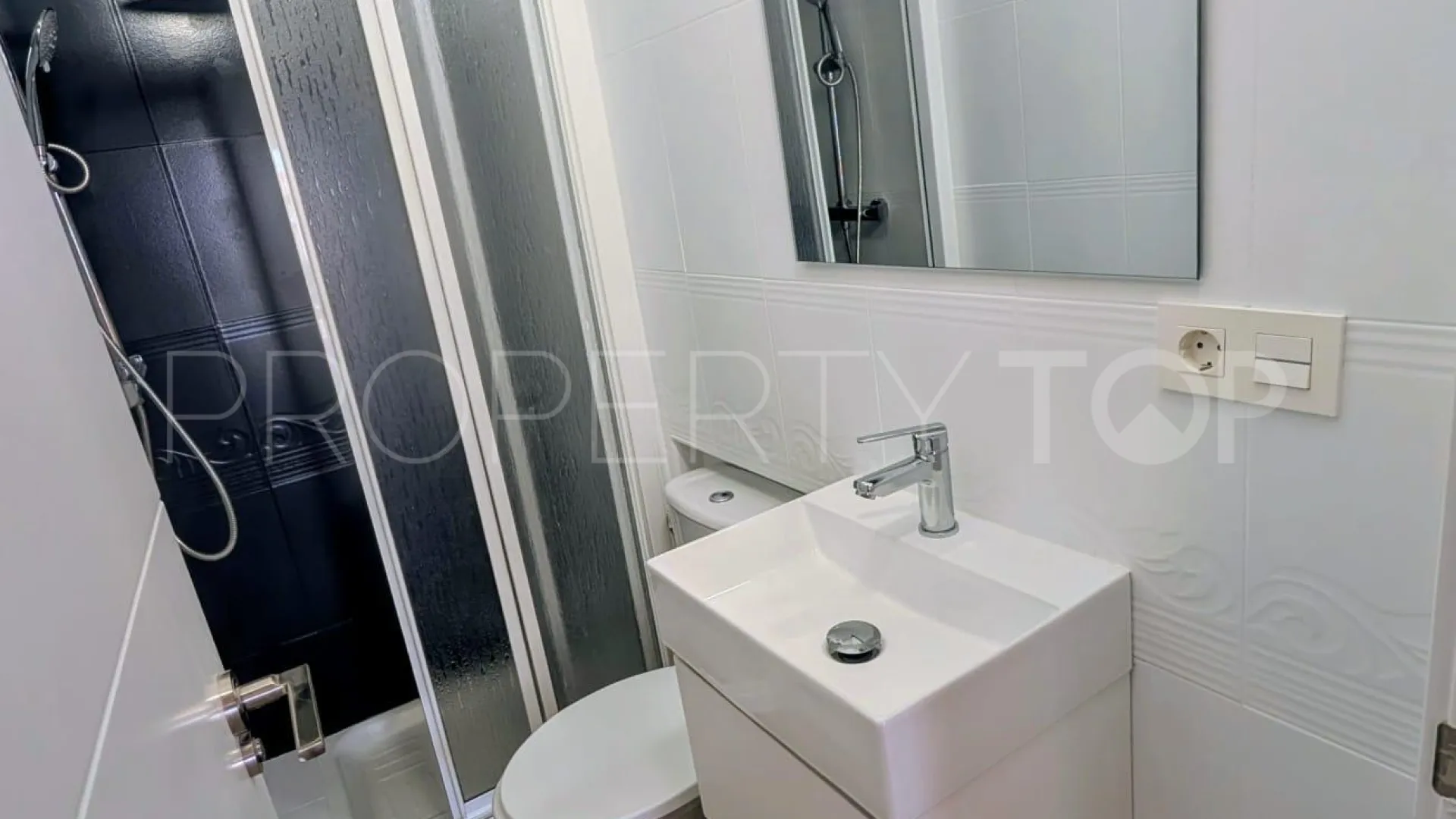 Los Altos de Marbella, adosado con 3 dormitorios en venta
