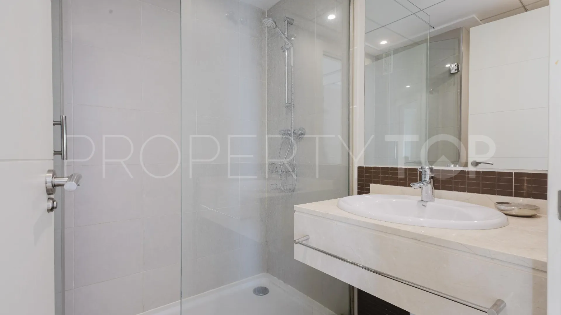 Apartamento en venta con 2 dormitorios en Las Colinas Golf